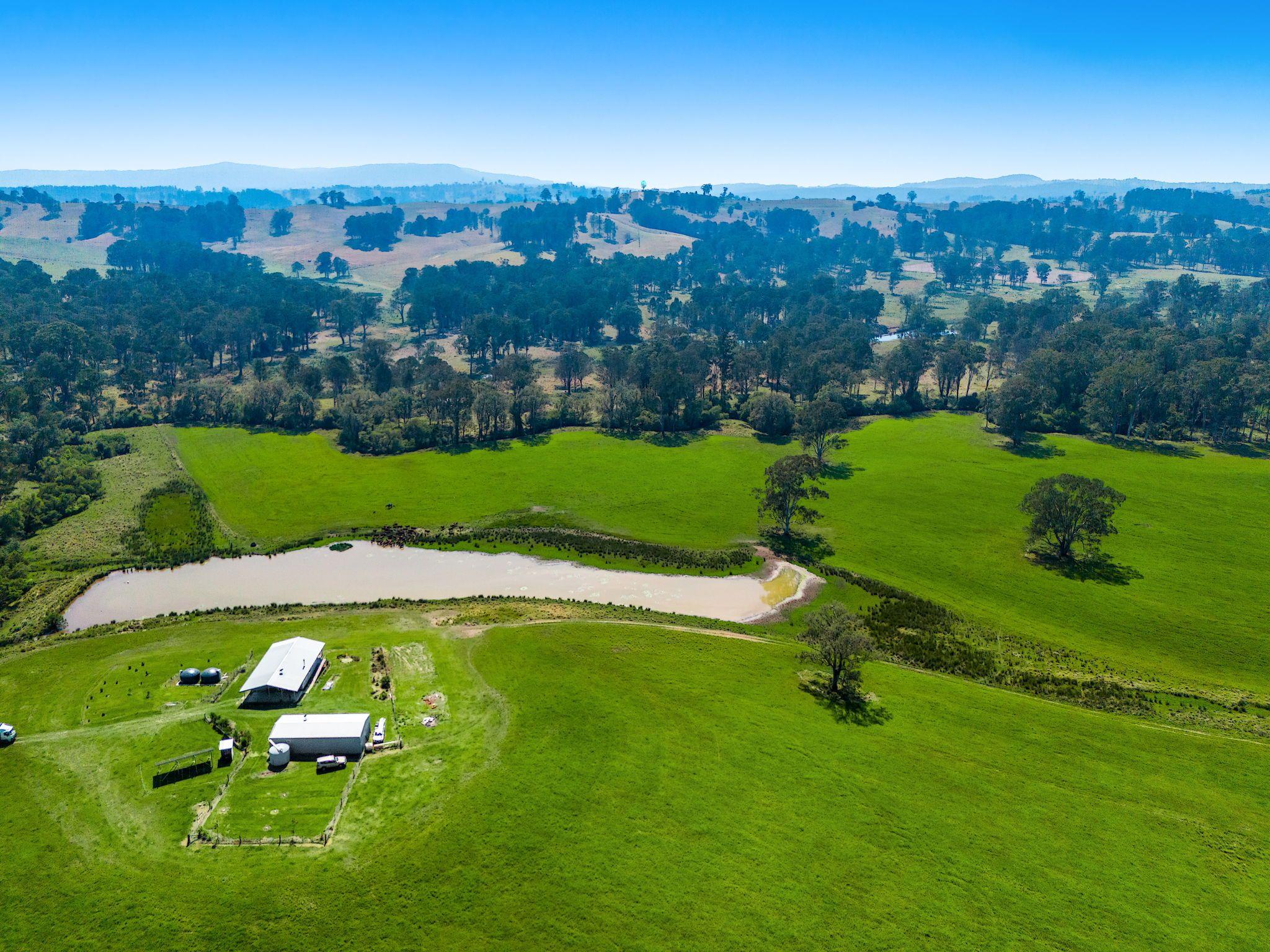 Modern Country Living on 55 Hectares - Space, Style & Serenity