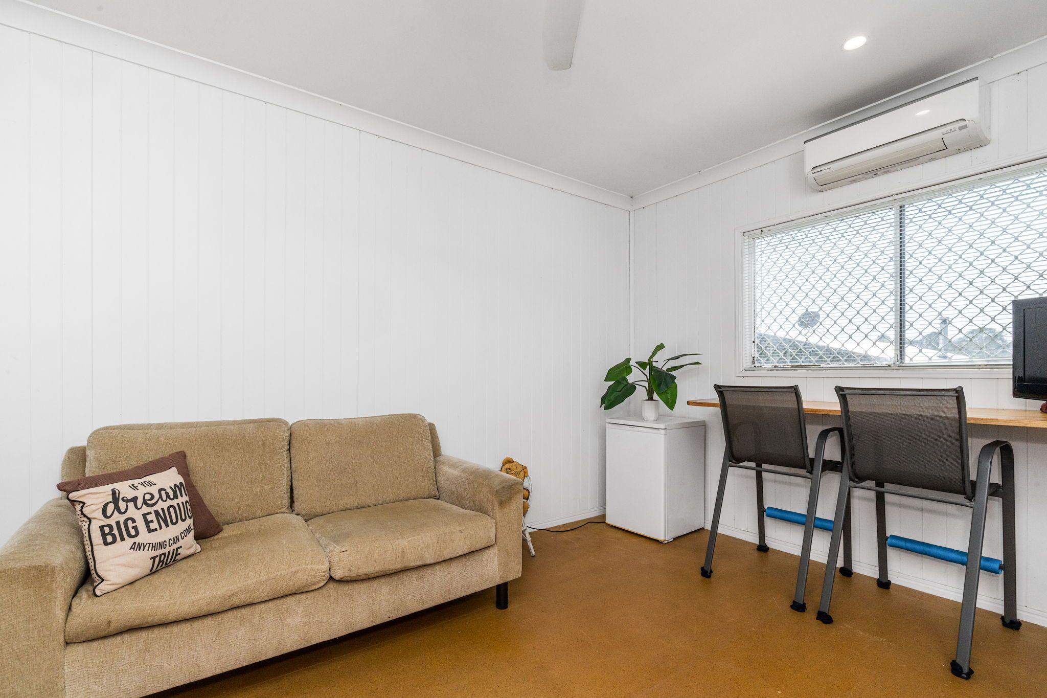 Modern Country Living on 55 Hectares - Space, Style & Serenity