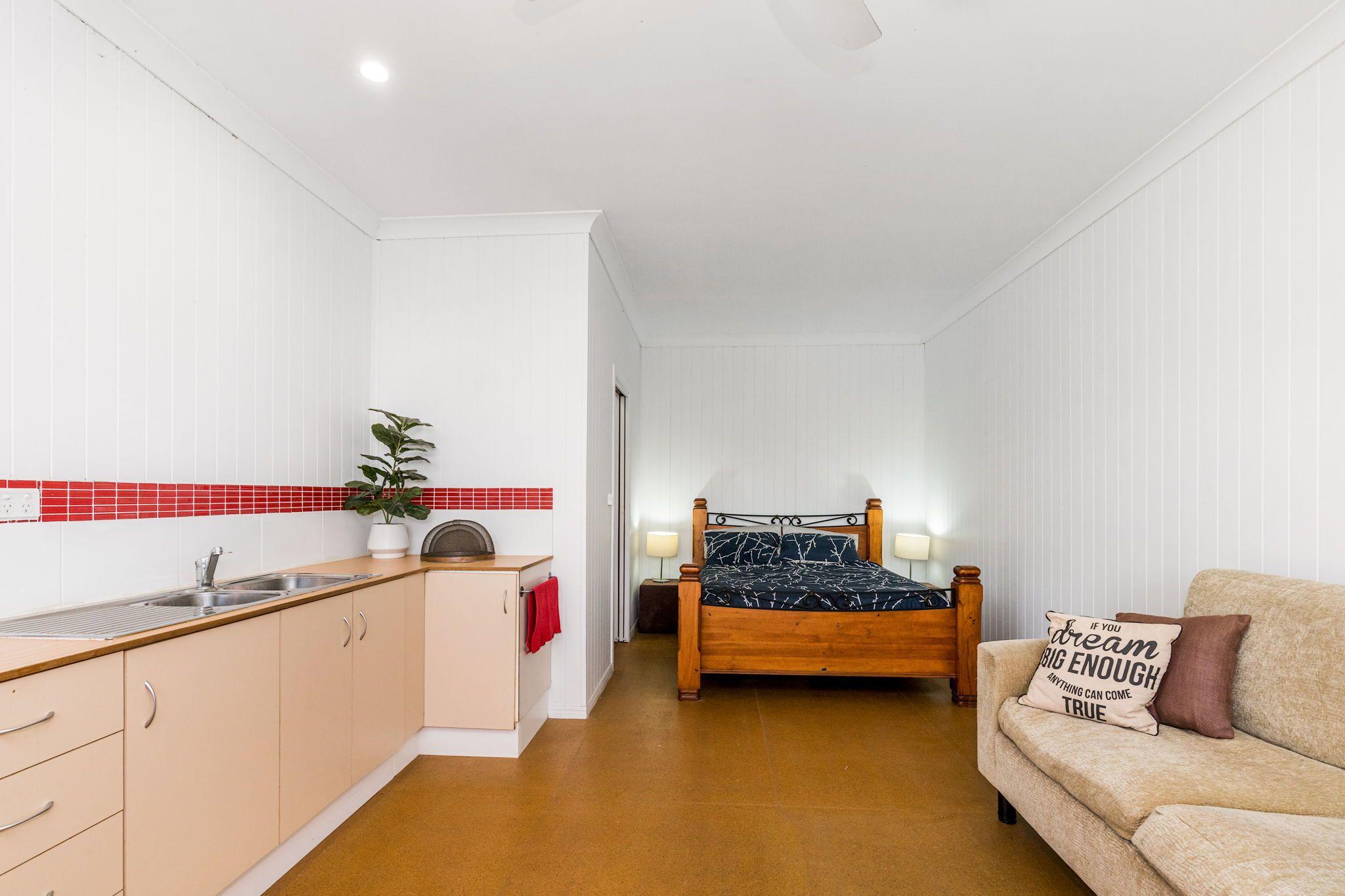 Modern Country Living on 55 Hectares - Space, Style & Serenity