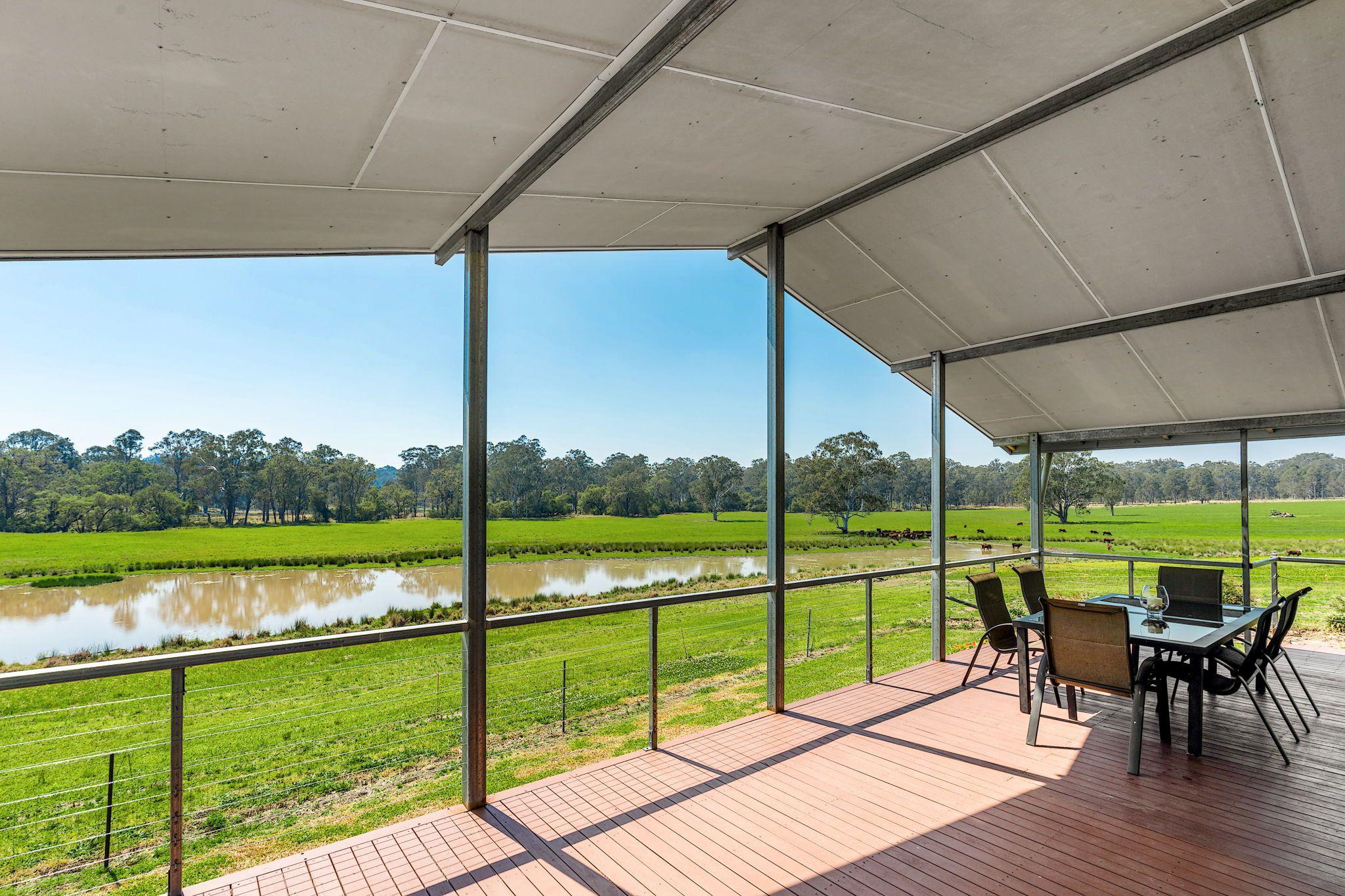 Modern Country Living on 55 Hectares - Space, Style & Serenity