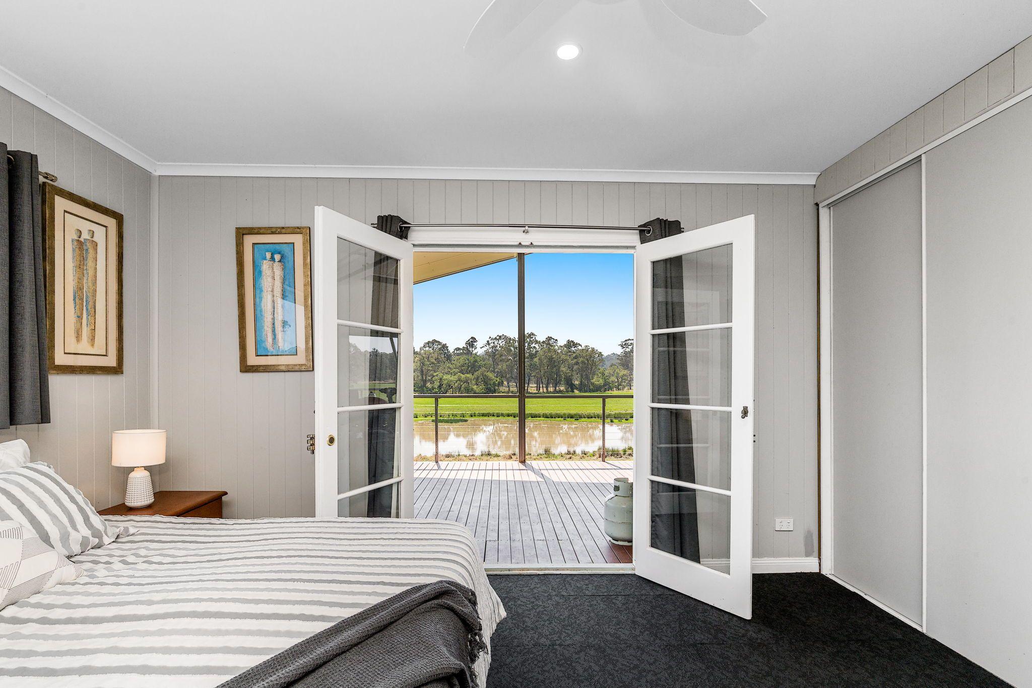 Modern Country Living on 55 Hectares - Space, Style & Serenity