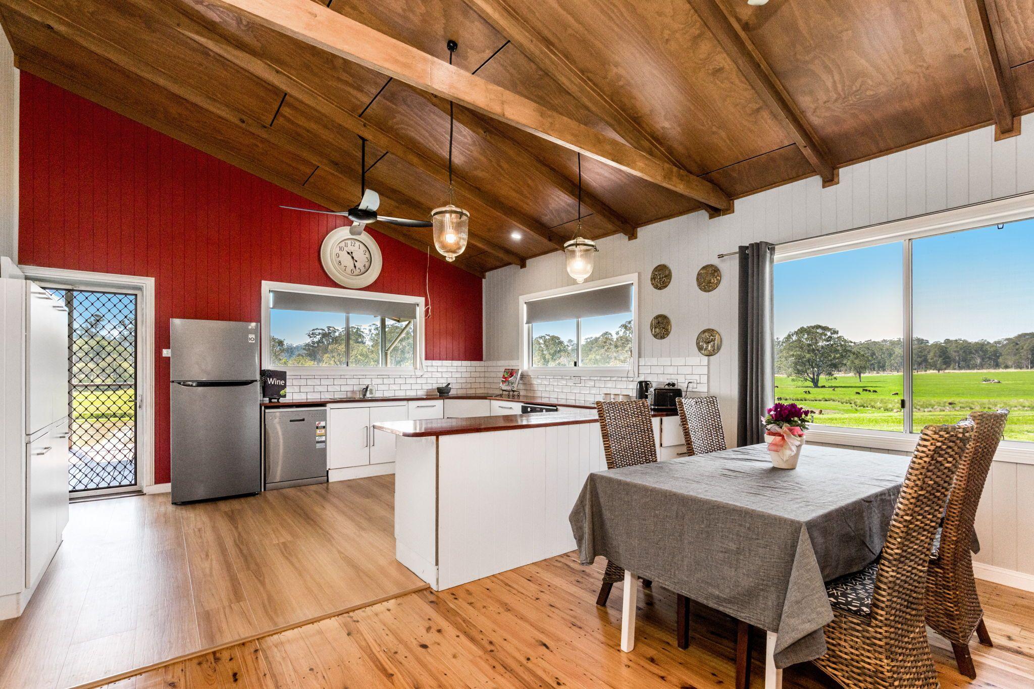 Modern Country Living on 55 Hectares - Space, Style & Serenity