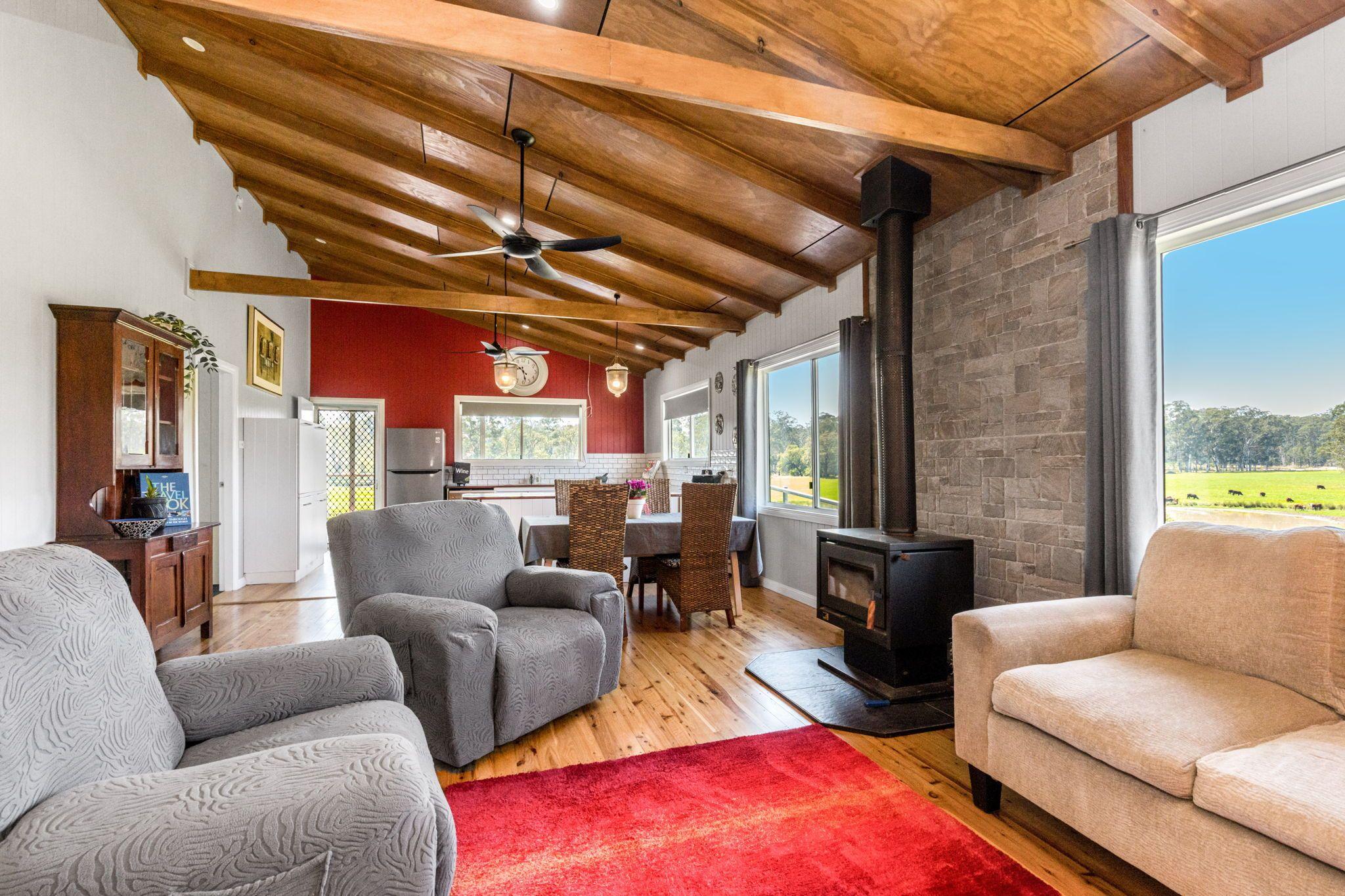 Modern Country Living on 55 Hectares - Space, Style & Serenity