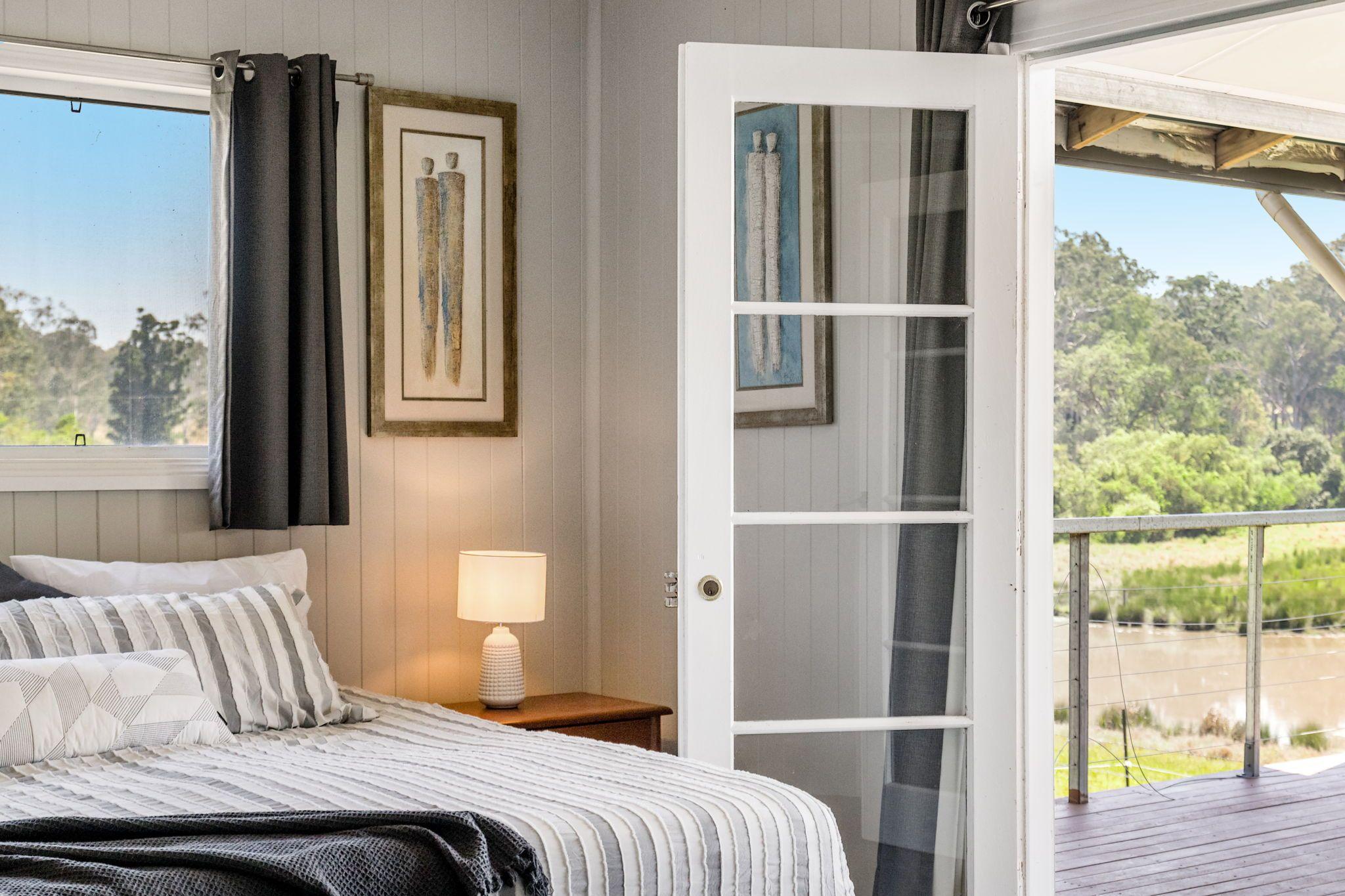 Modern Country Living on 55 Hectares - Space, Style & Serenity