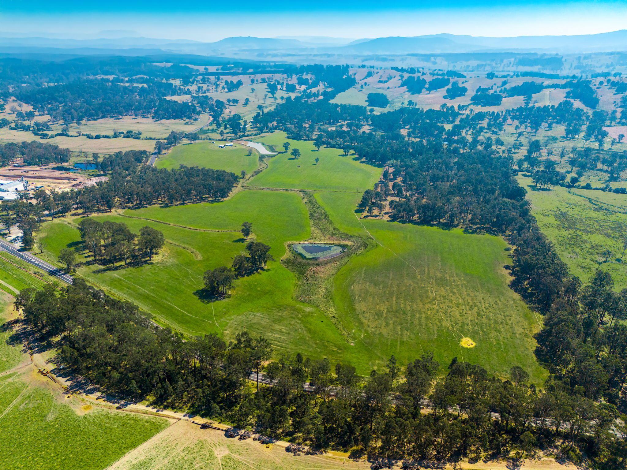 Modern Country Living on 55 Hectares - Space, Style & Serenity