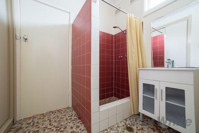 Modern & Great Location