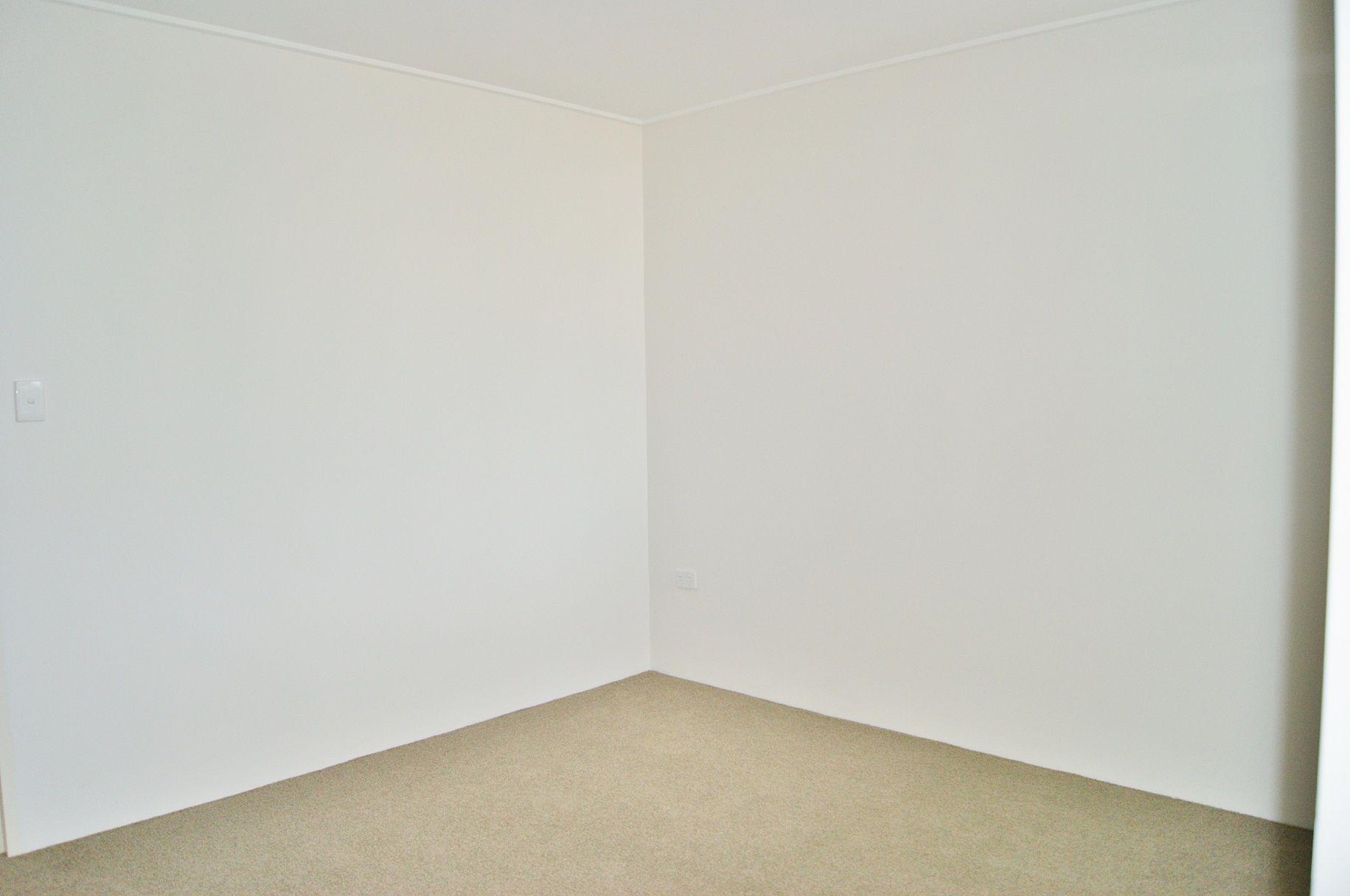 Modern Townhouse Across From Waterfront !