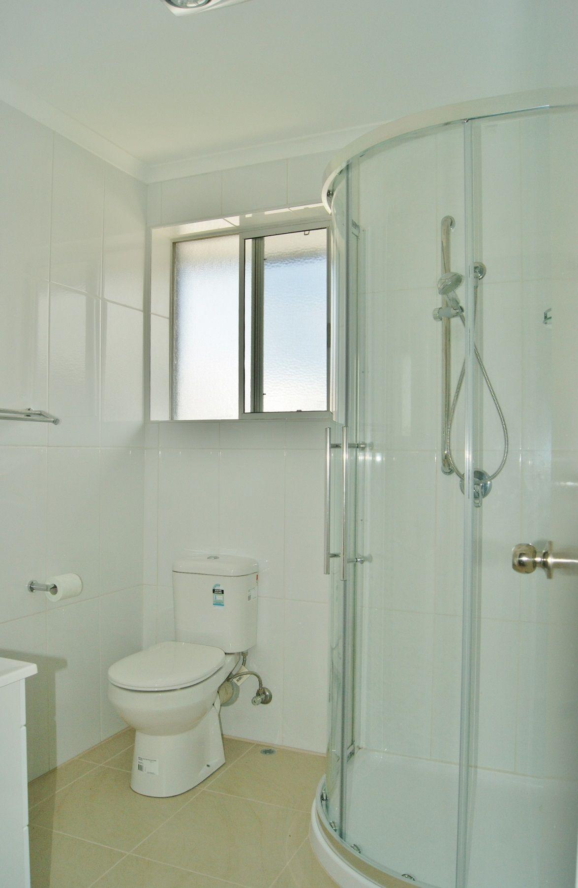 Modern Townhouse Across From Waterfront !