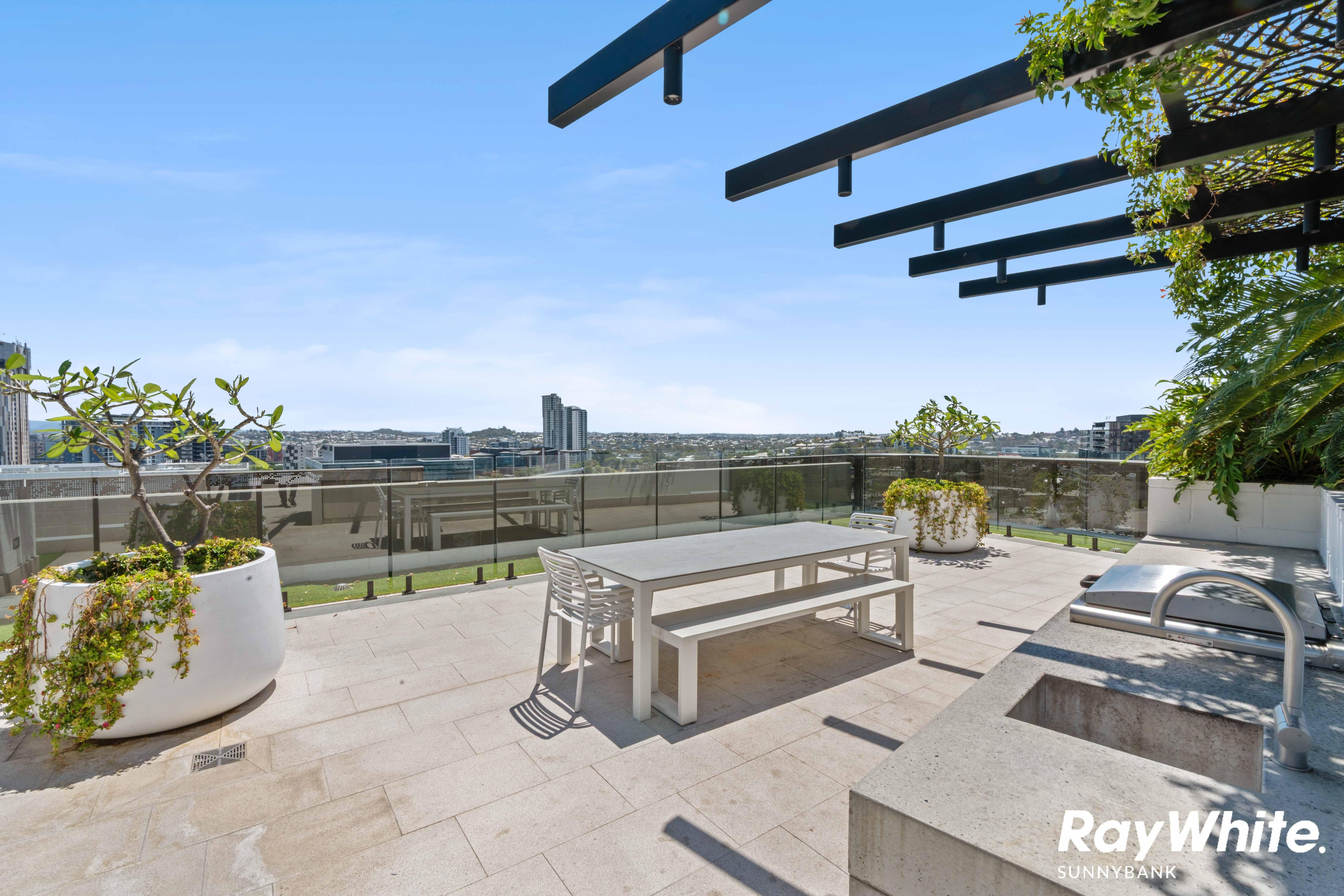 Luxurious Penthouse Living in Newstead