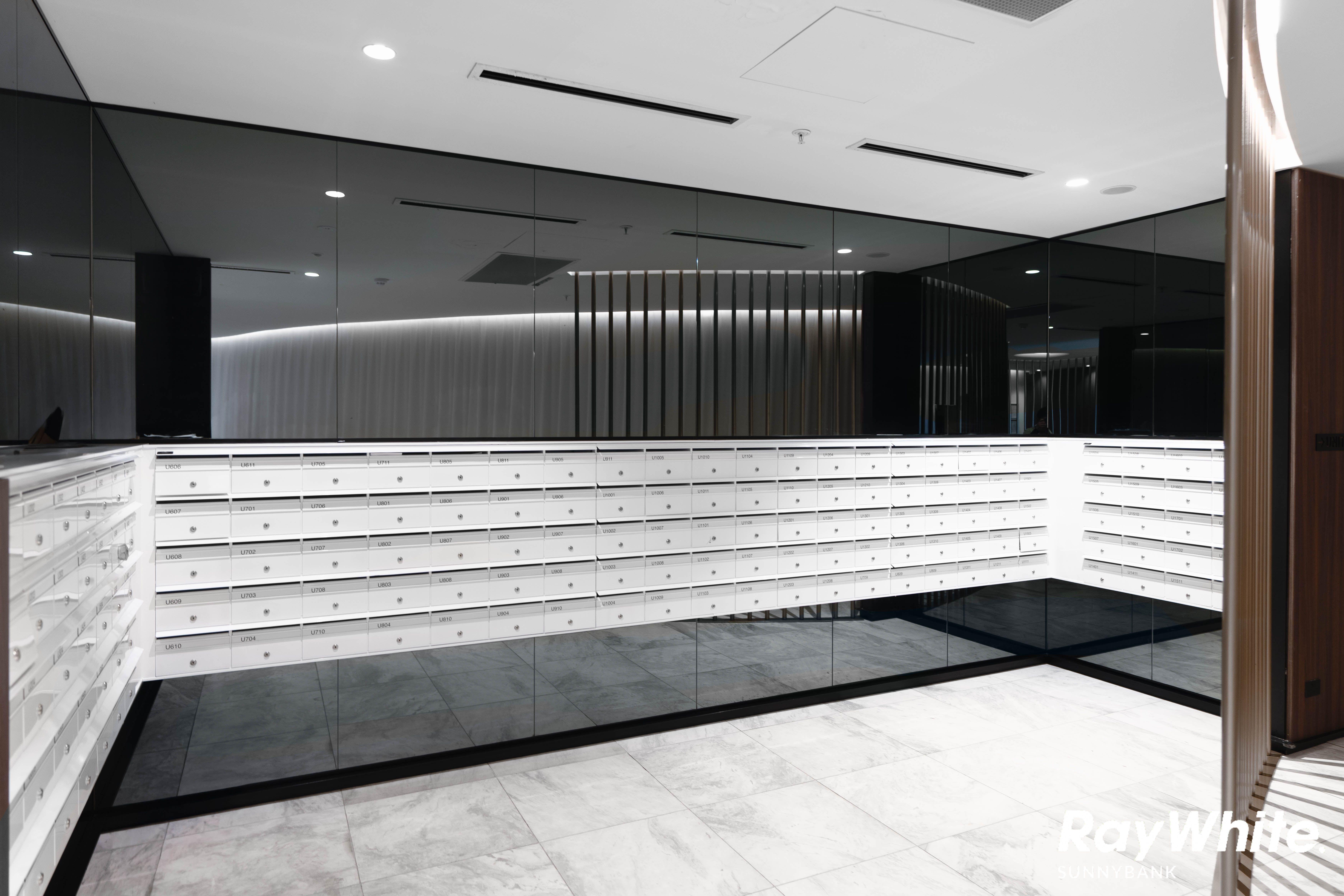 Luxurious Penthouse Living in Newstead