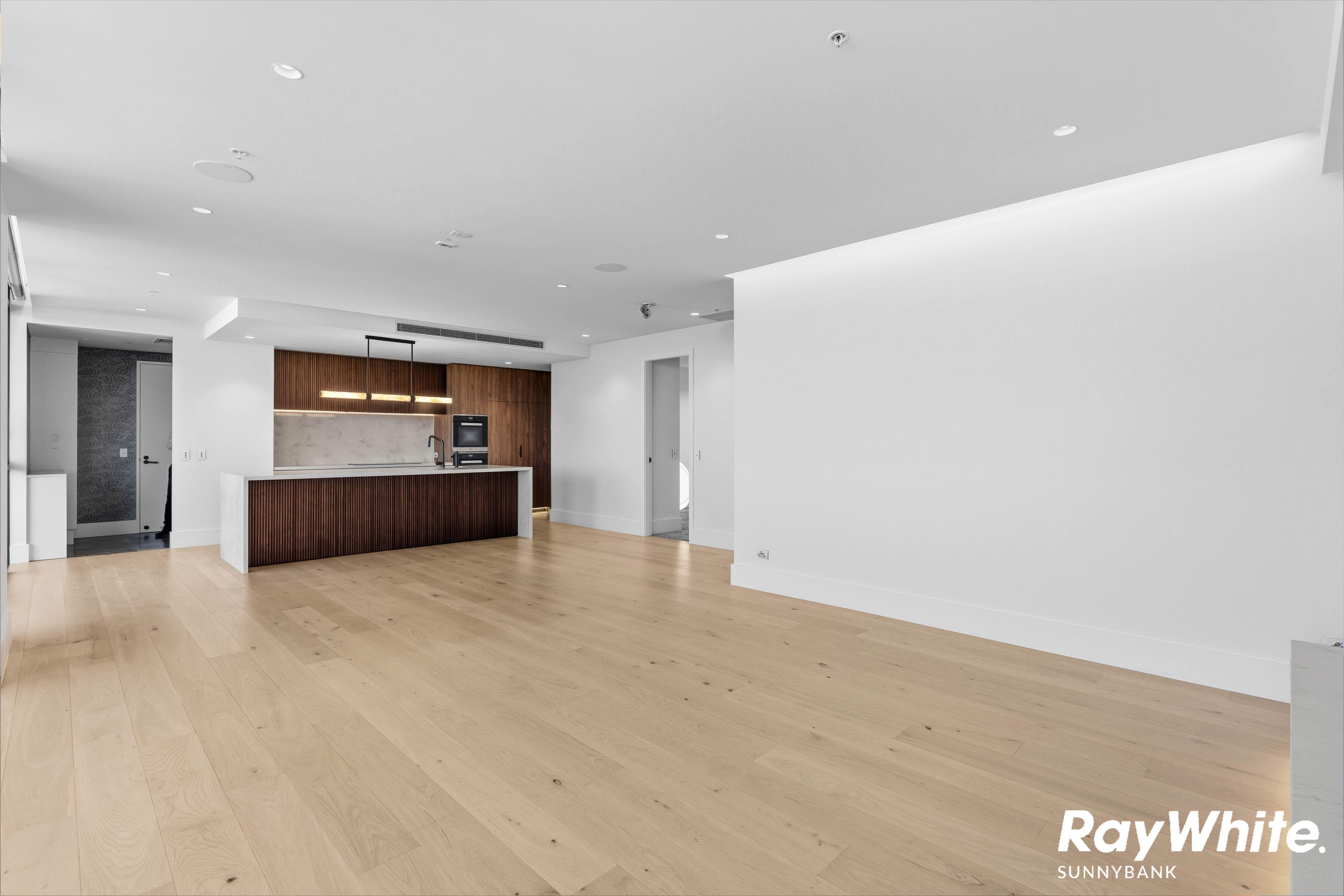 Luxurious Penthouse Living in Newstead