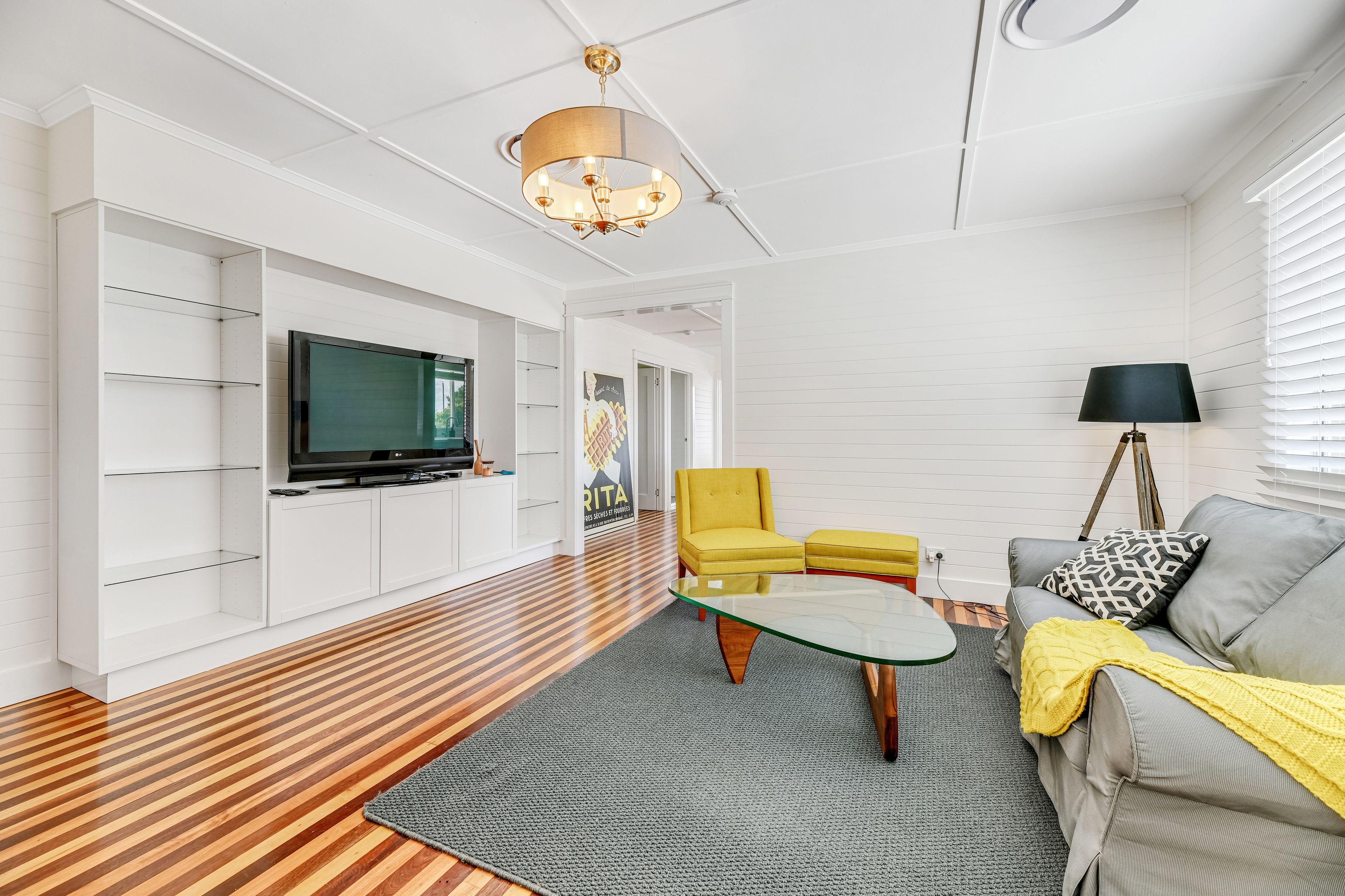 Stunning Luxury Apartment in Central Kalbar