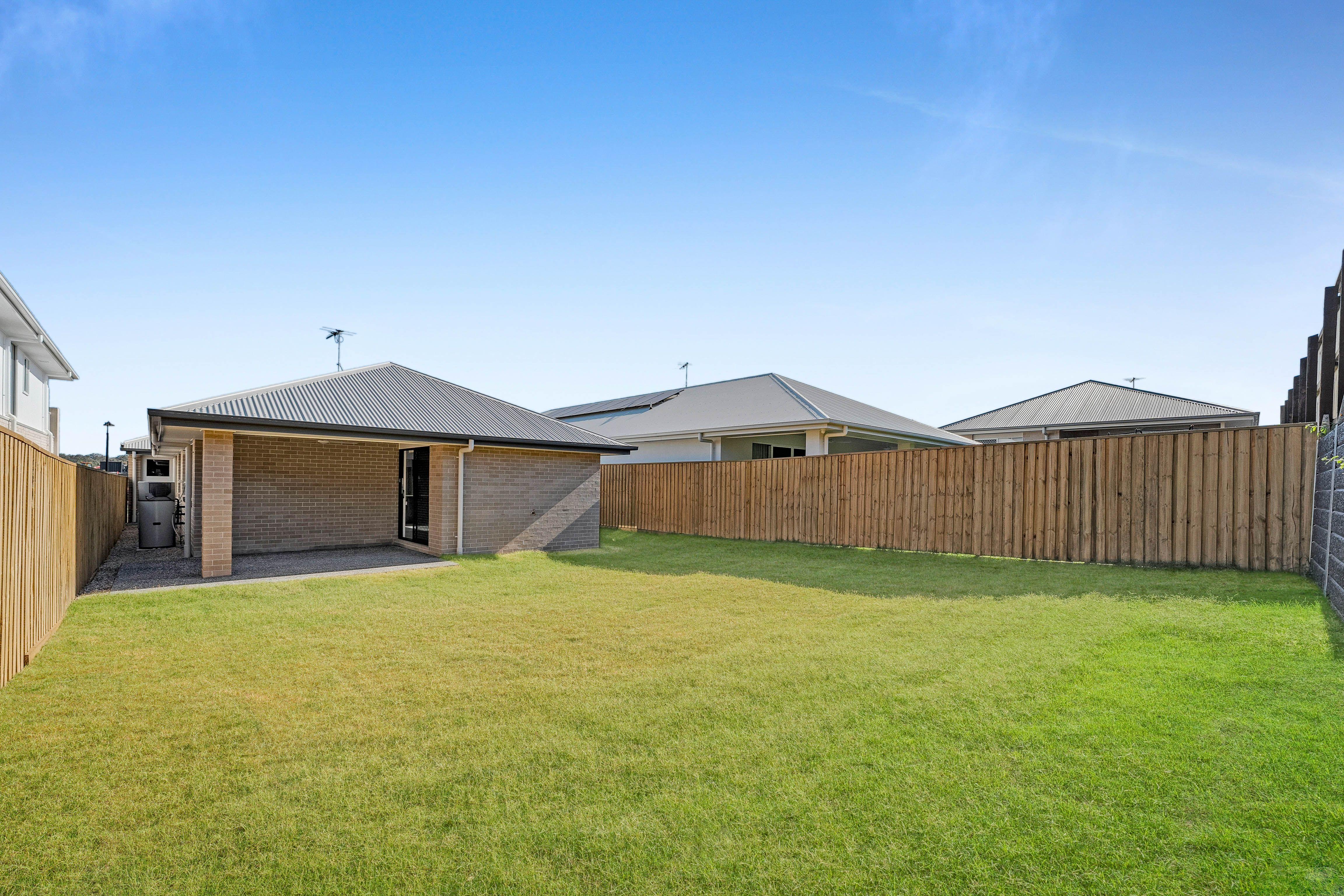 Brand New 4 Bedroom Family Home in Narangba
