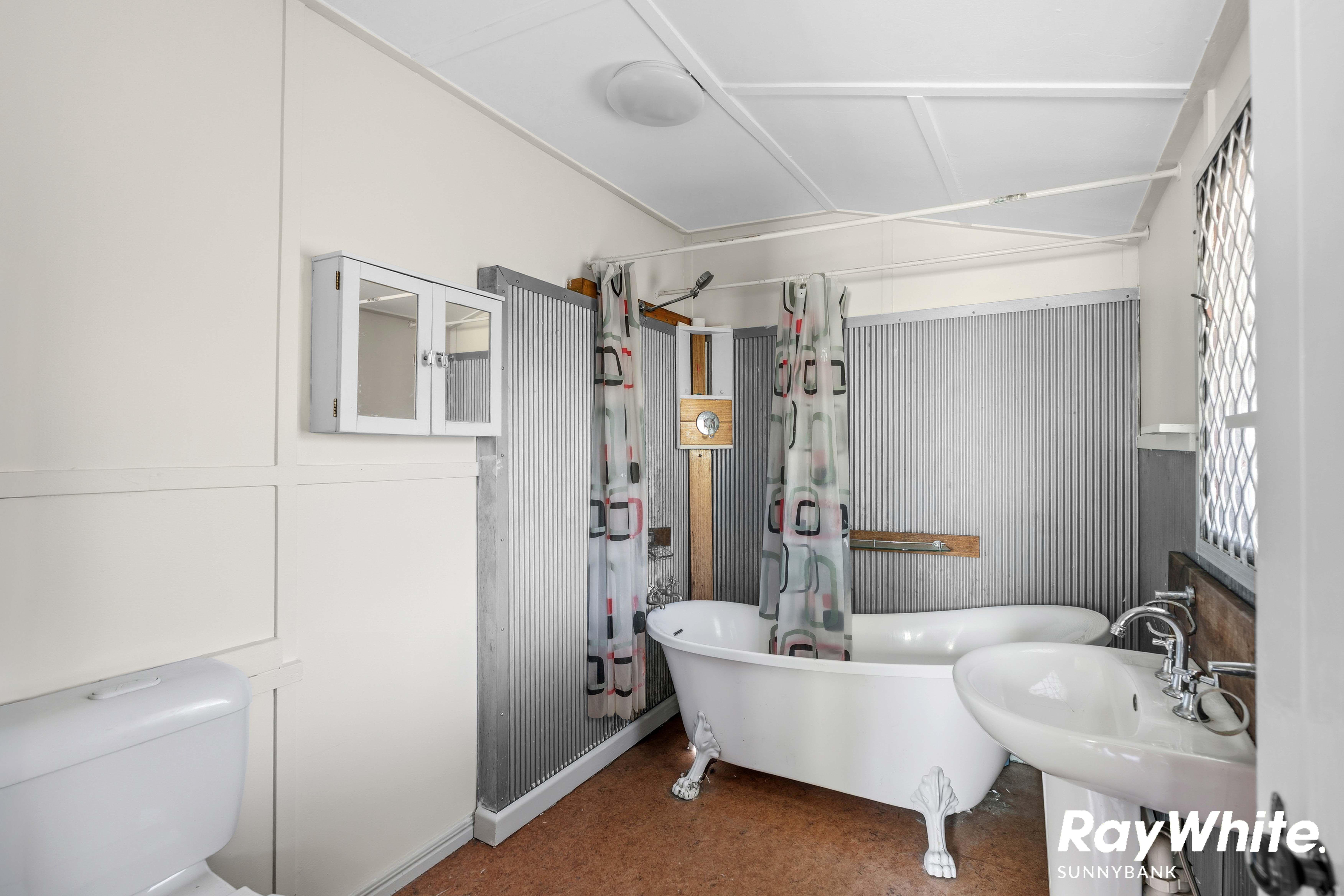 Charming Queenslander in a Prime Location