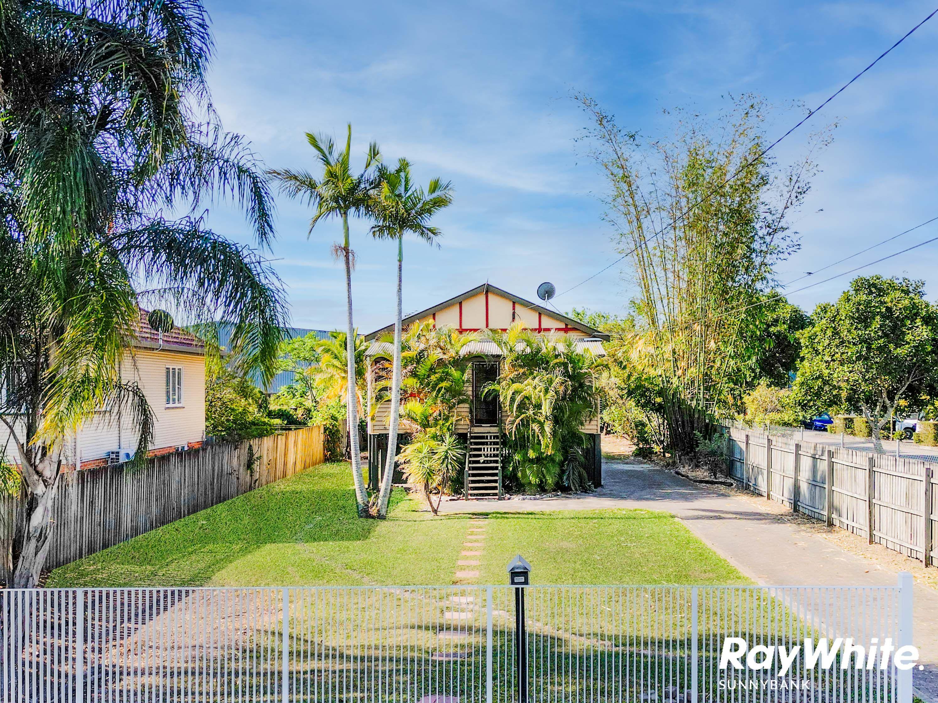 Charming Queenslander in a Prime Location