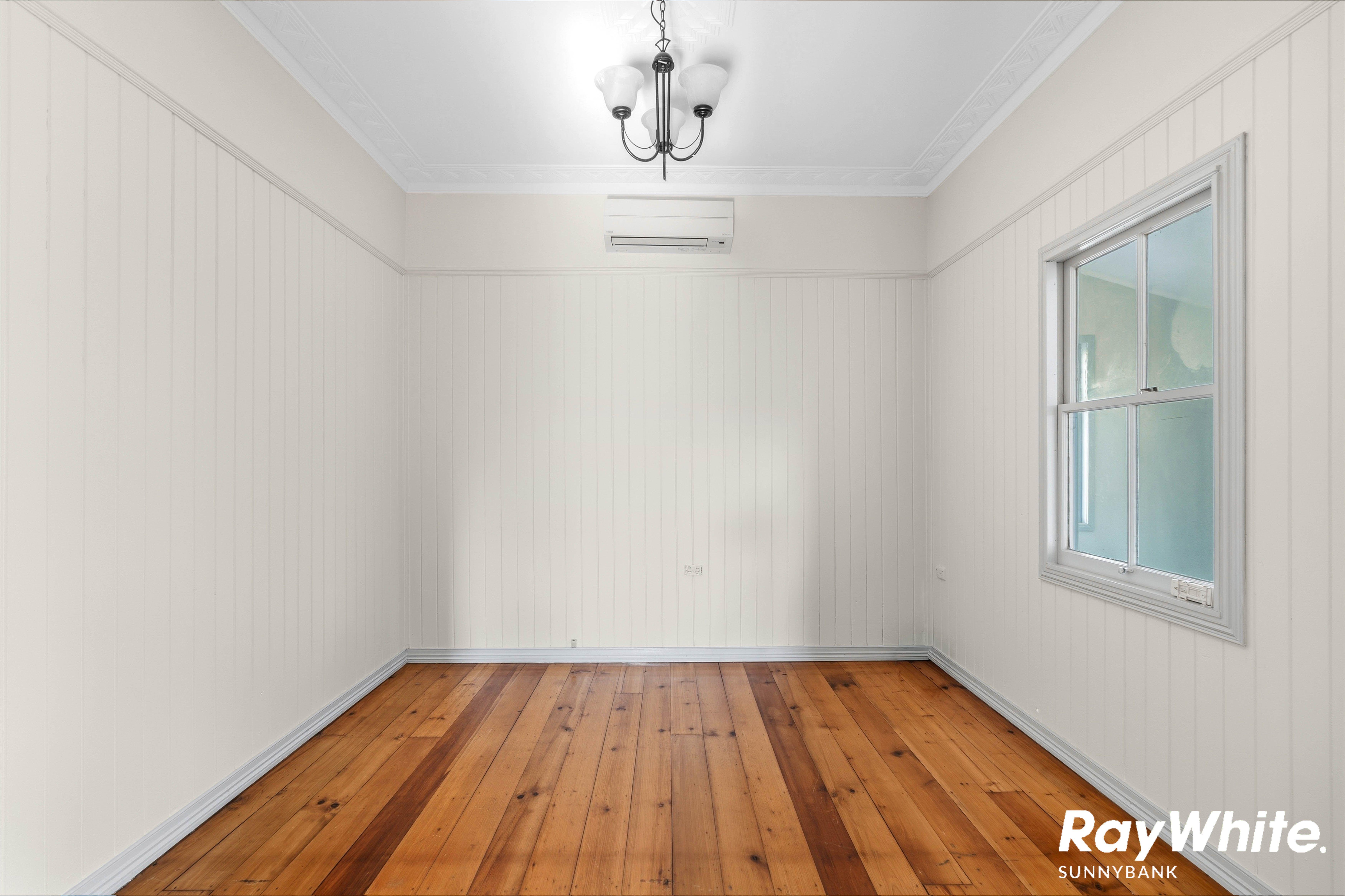 Charming Queenslander in a Prime Location