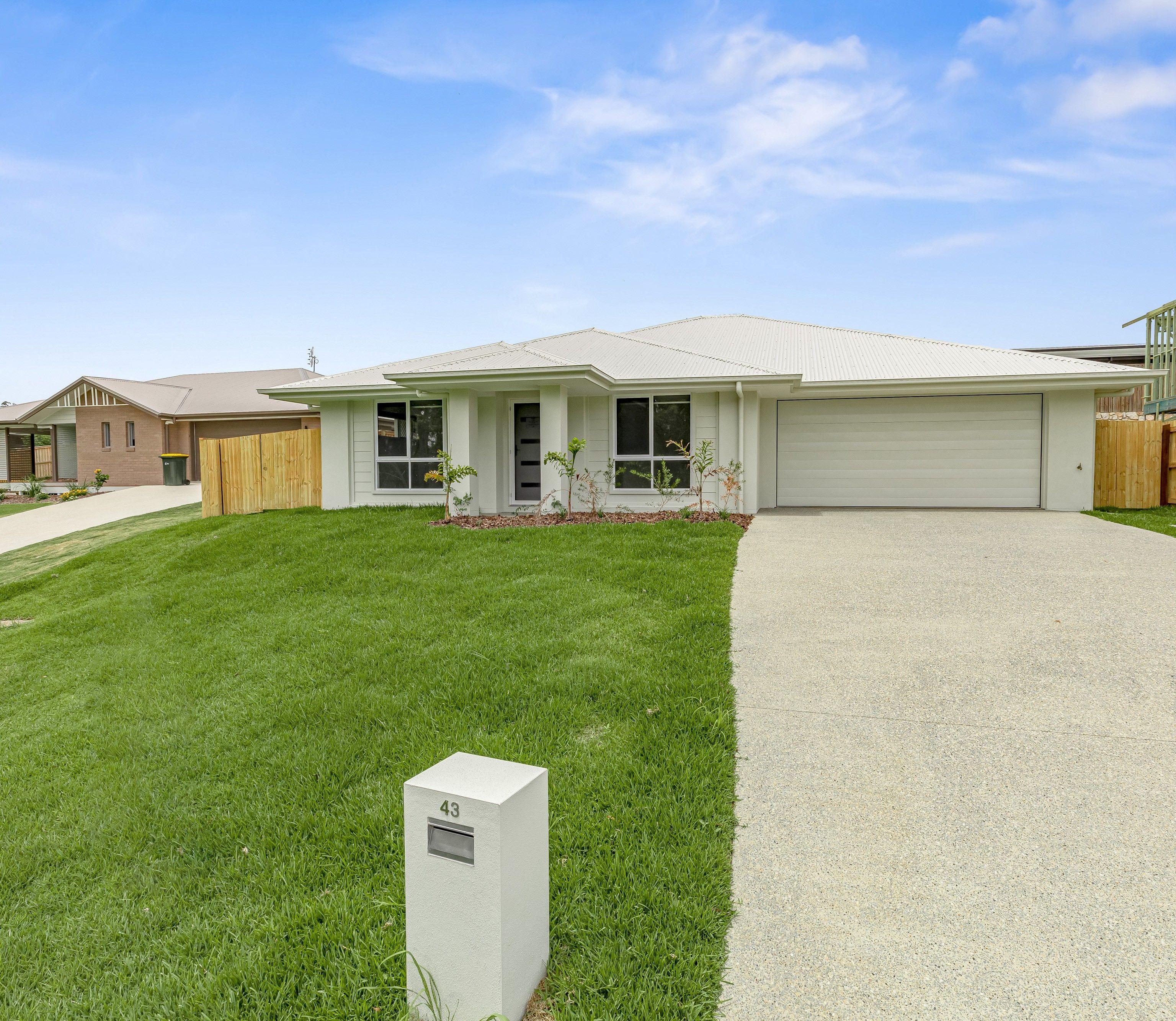 Prop-GPT: House: QLD Southside, QLD 4570 Welcome to 43 Scenic Drive, Southside.