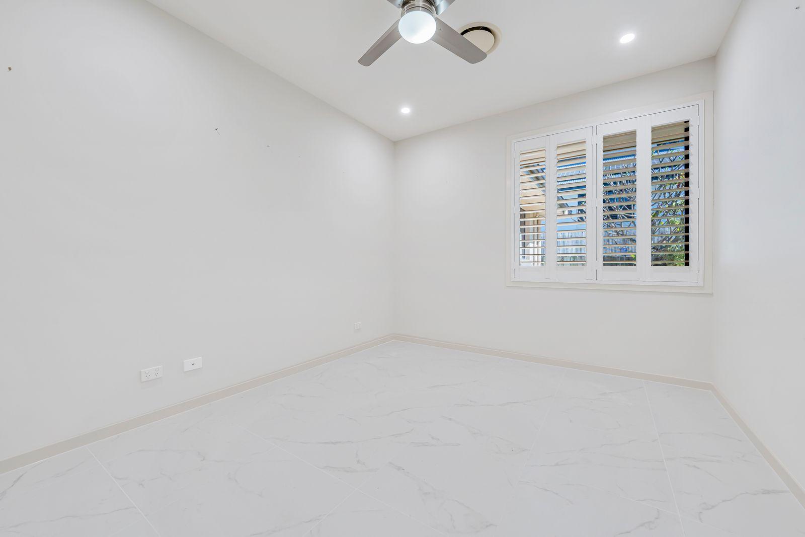Grand Single Level Living On Cerbaia!
