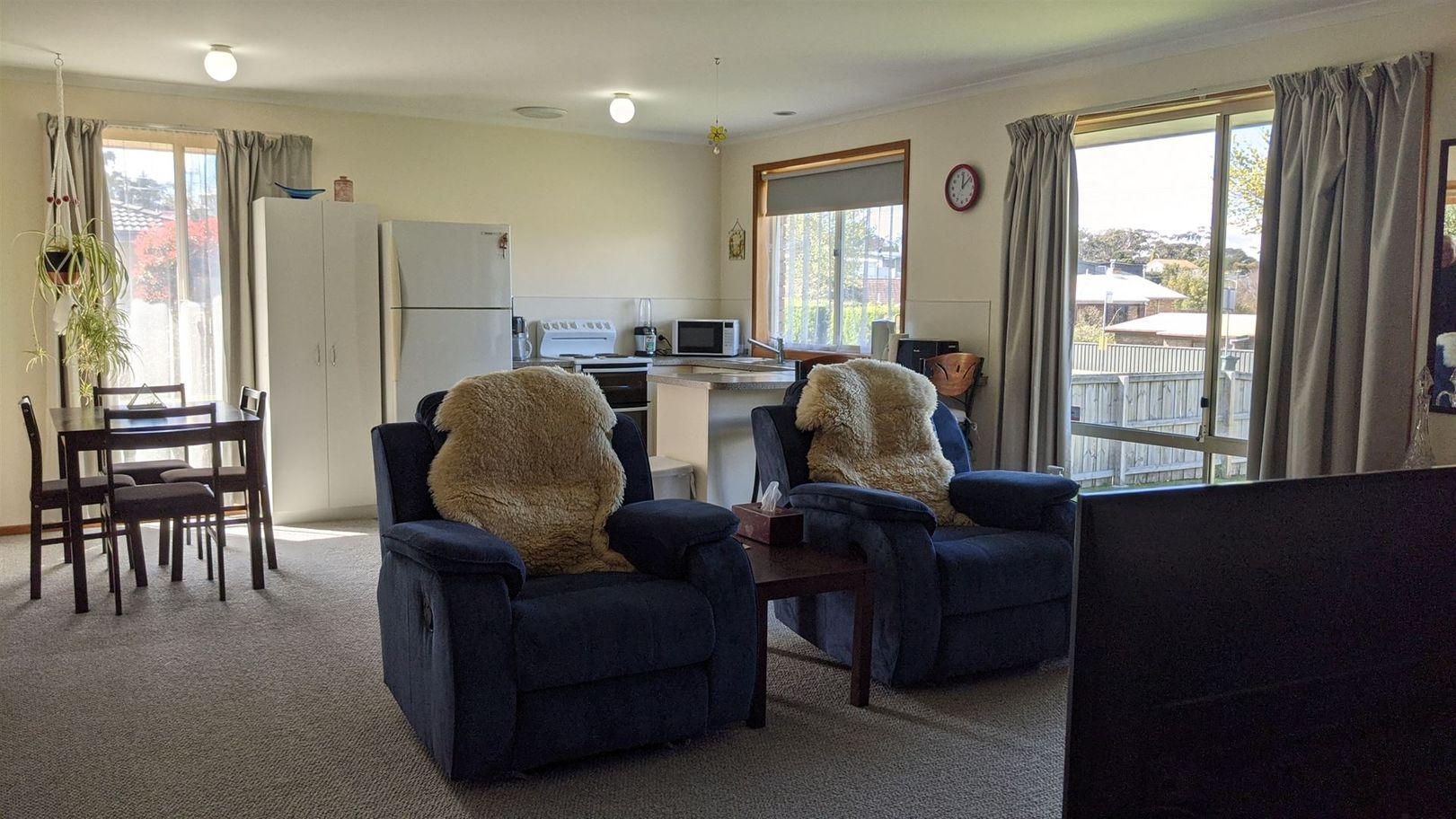 193 Roslyn Avenue, BLACKMANS BAY, TAS 7052 - House for Rent - harcourts.net