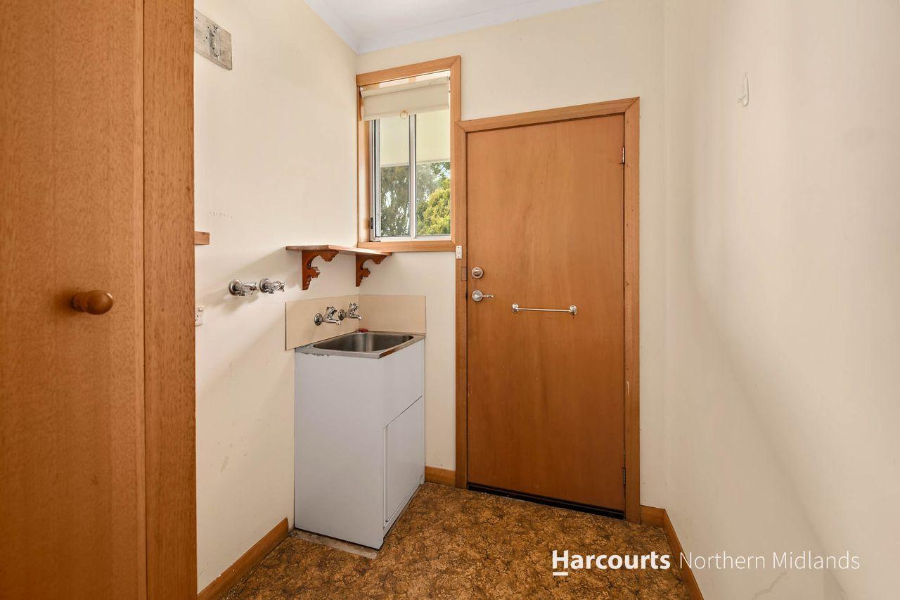 1A West Street, CAMPBELL TOWN, TAS 7210 - House for Rent - harcourts.net
