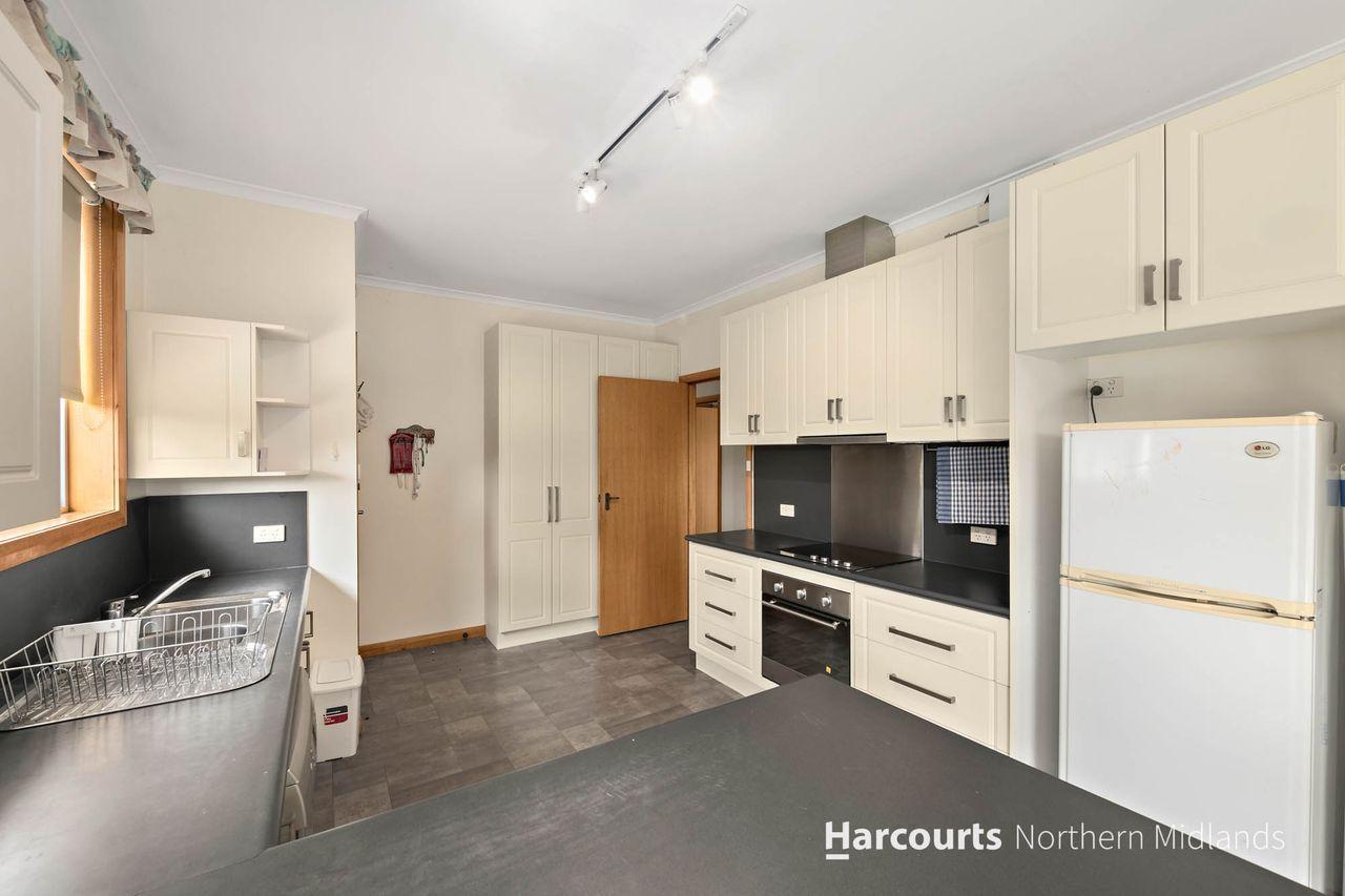 1A West Street, CAMPBELL TOWN, TAS 7210 - House for Rent - harcourts.net