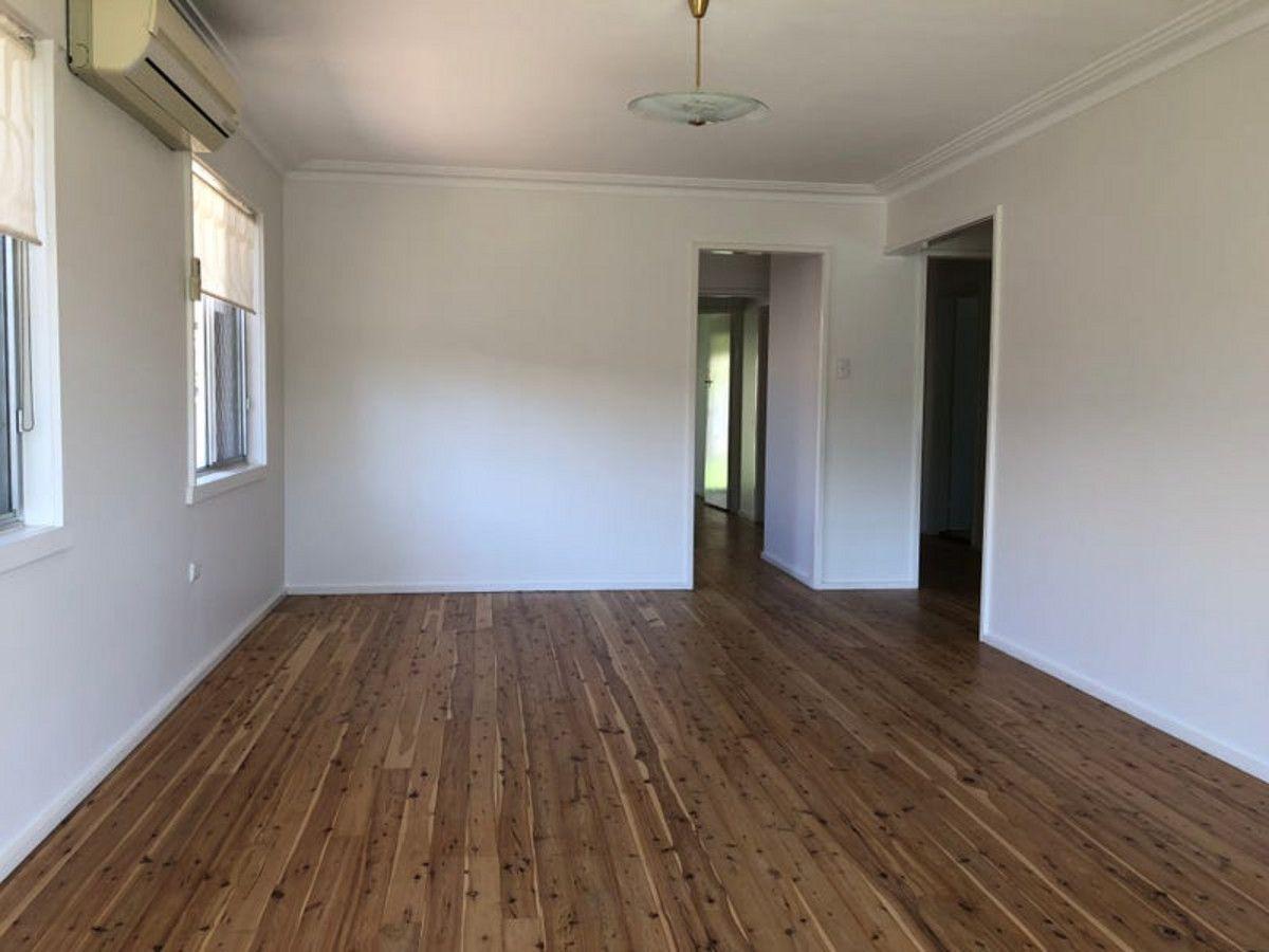 32 Bullimah Avenue, Burleigh Heads, QLD 4220 - House for Rent - harcourts.net