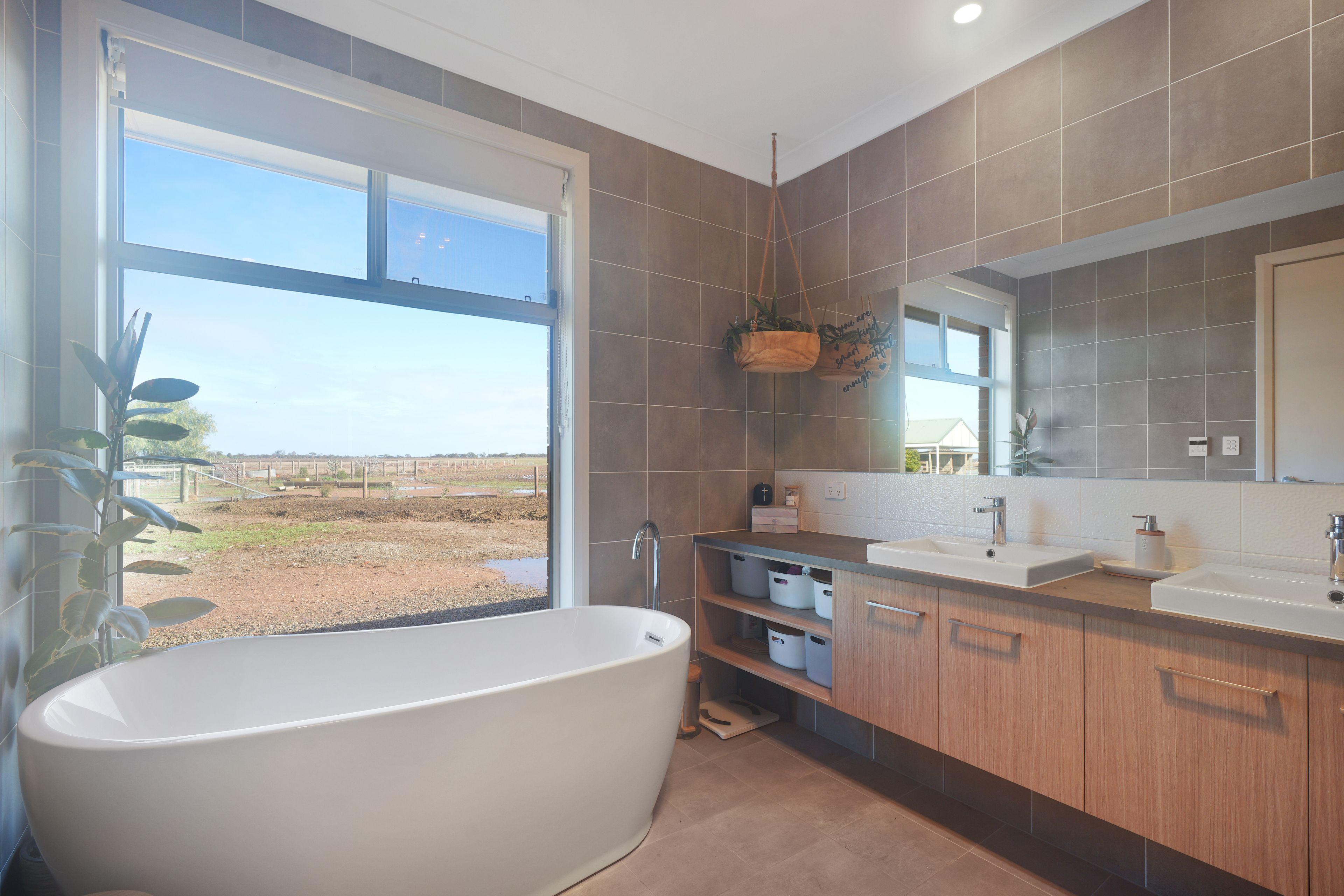 Modern Living in Lower Light!