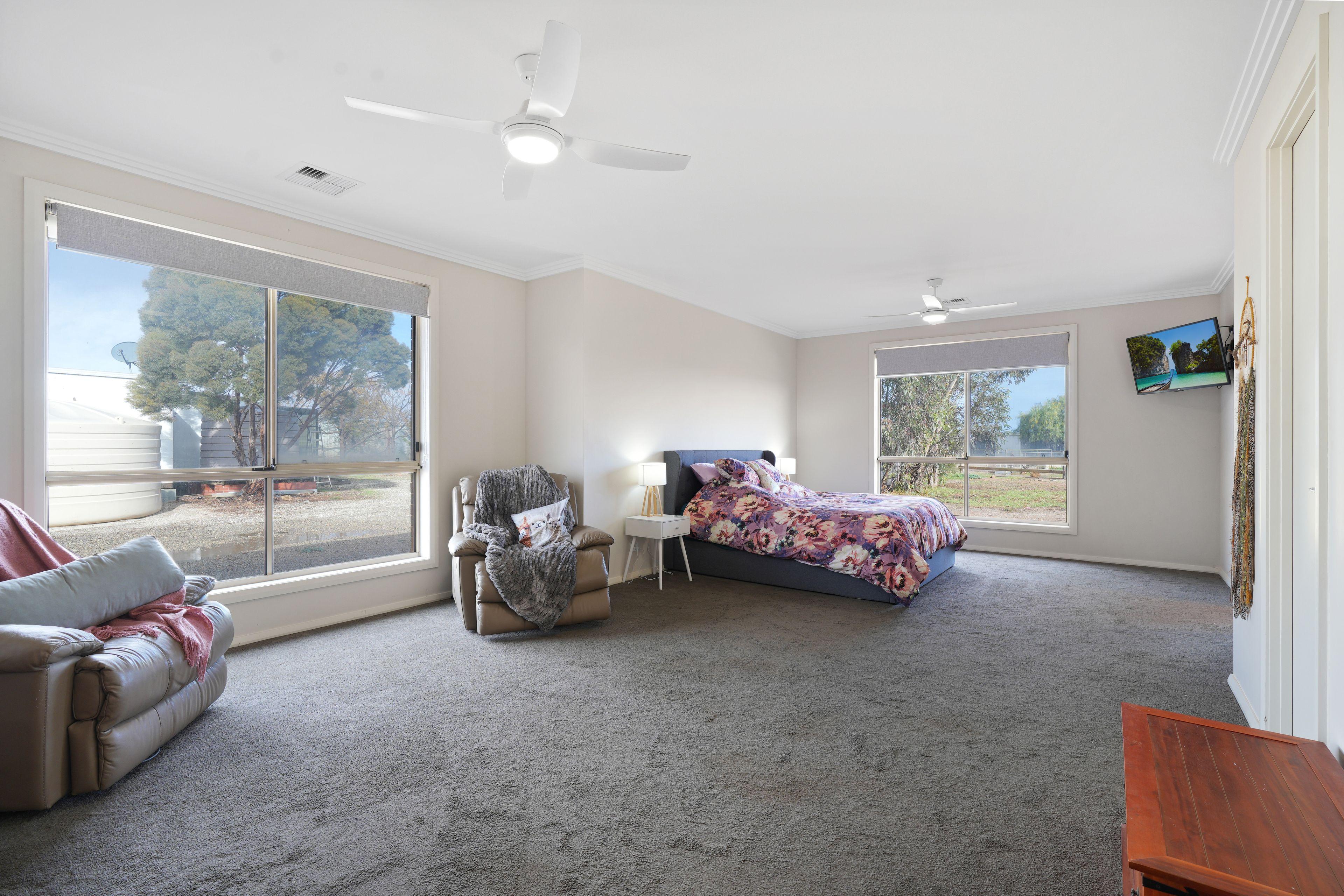 Modern Living in Lower Light!