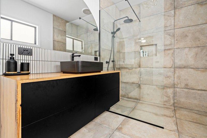 Peaceful Rural Living Just Minutes from Town