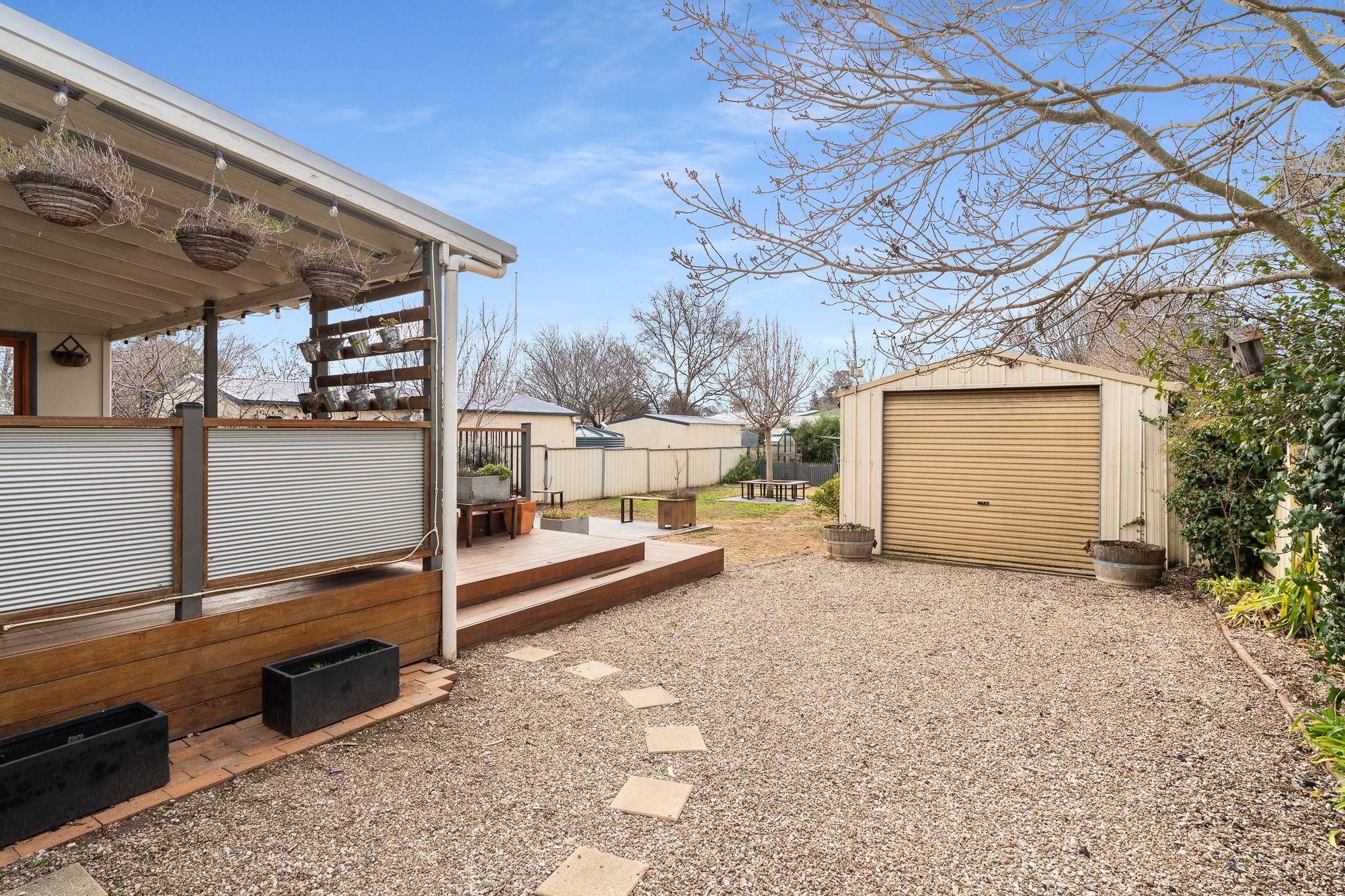 Charming CBD Retreat