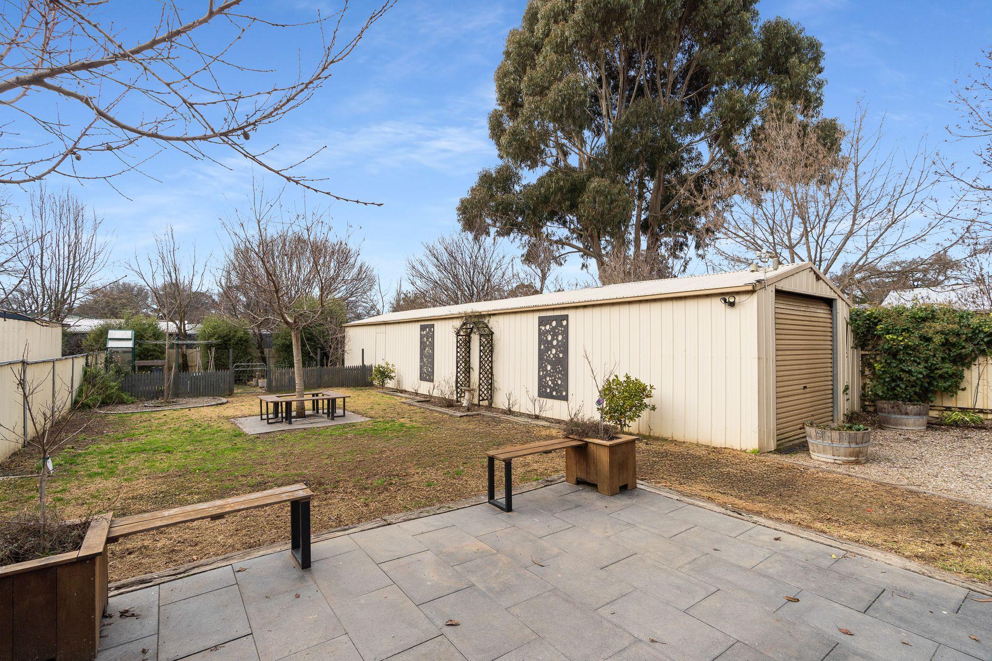 Charming CBD Retreat