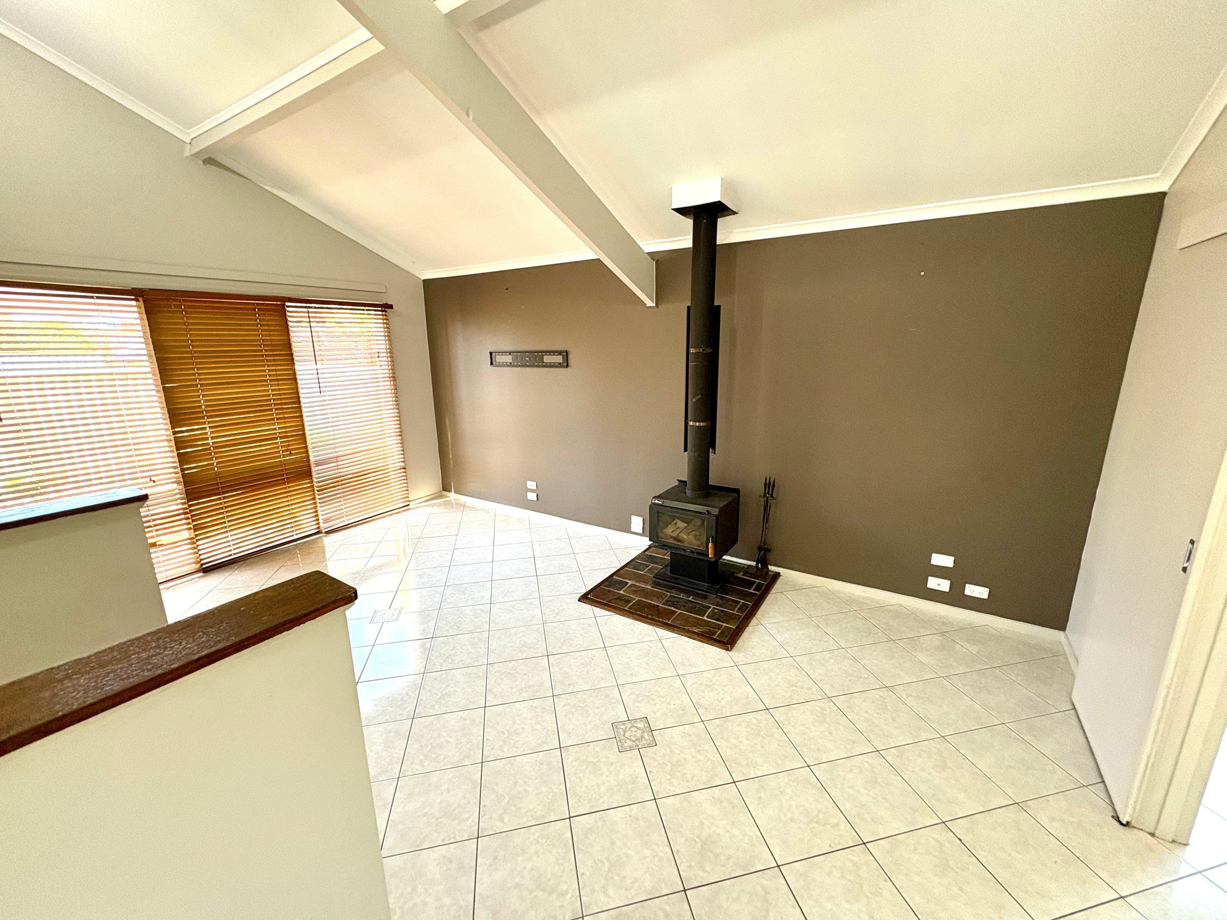 11 Cruickshank Avenue, Whyalla Stuart