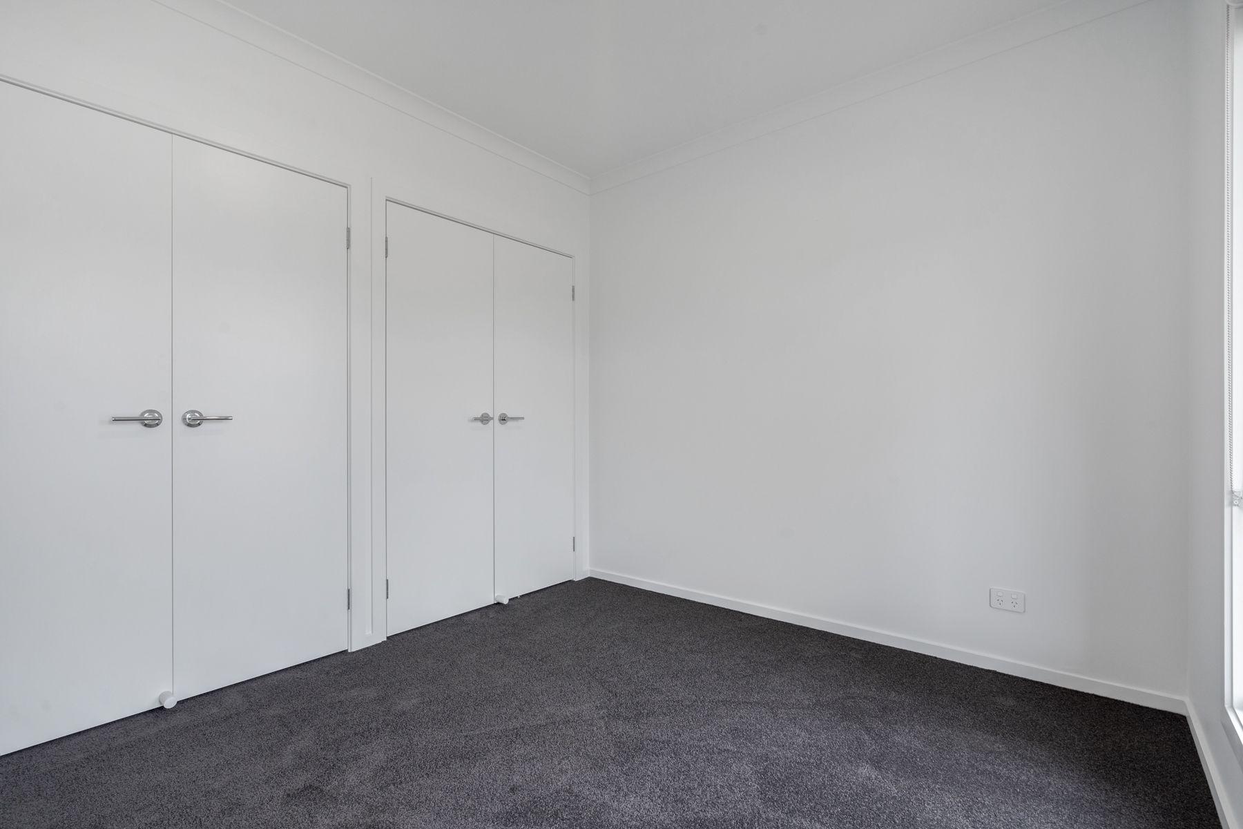 Family-Friendly 4-Bedroom Townhouse with Modern Amenities