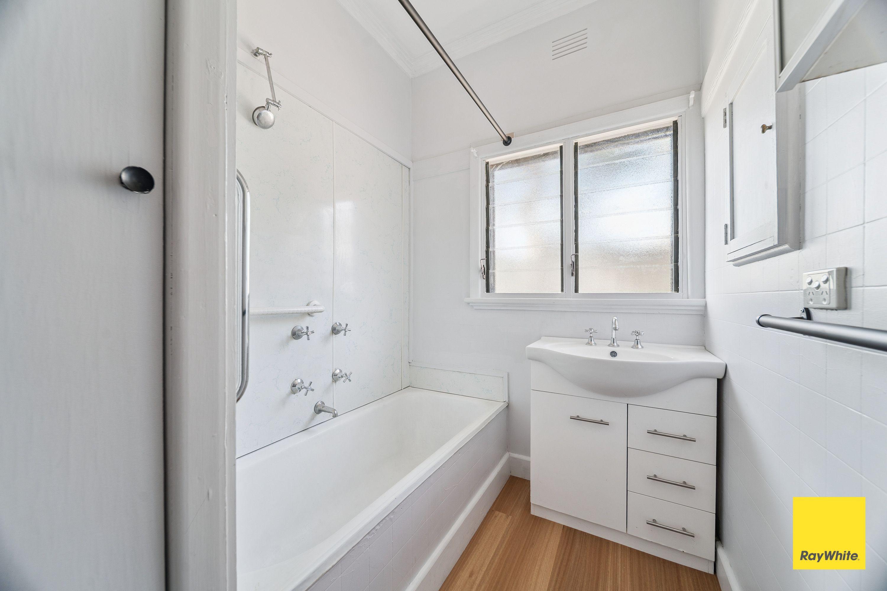 Comfortable Living in a Quiet, Convenient Location