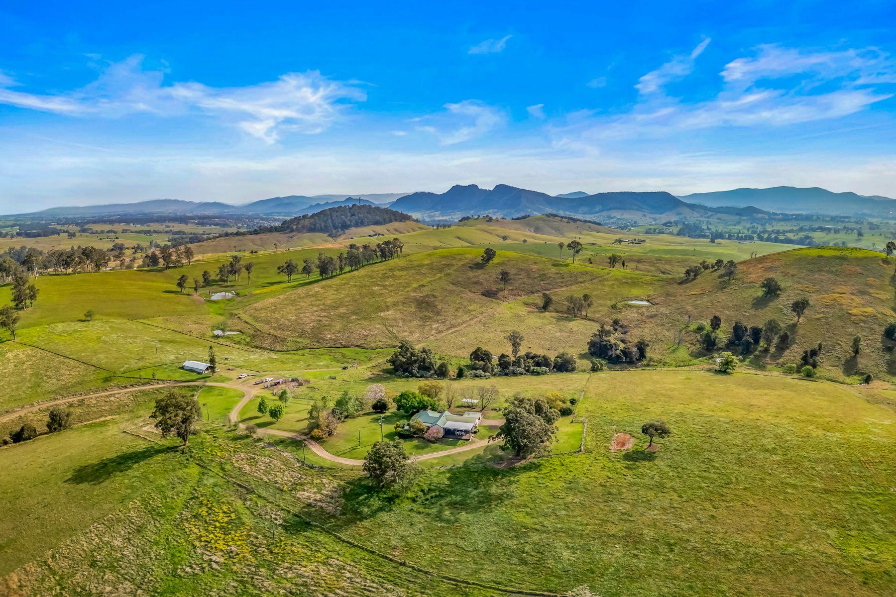 'Channa' - Your Private Highlander's Retreat with Breathtaking Views & Endless Possibilities
