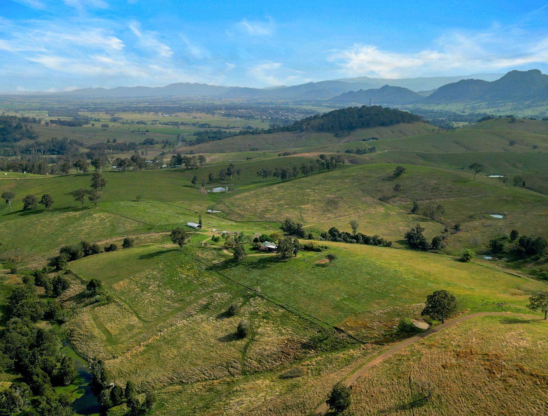 'Channa' - Your Private Highlander's Retreat with Breathtaking Views & Endless Possibilities
