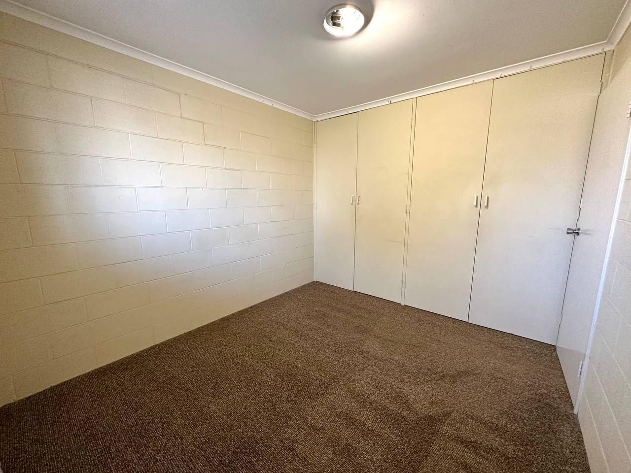 Ray White Real Estate: 2 Bedroom Unit $260 per week