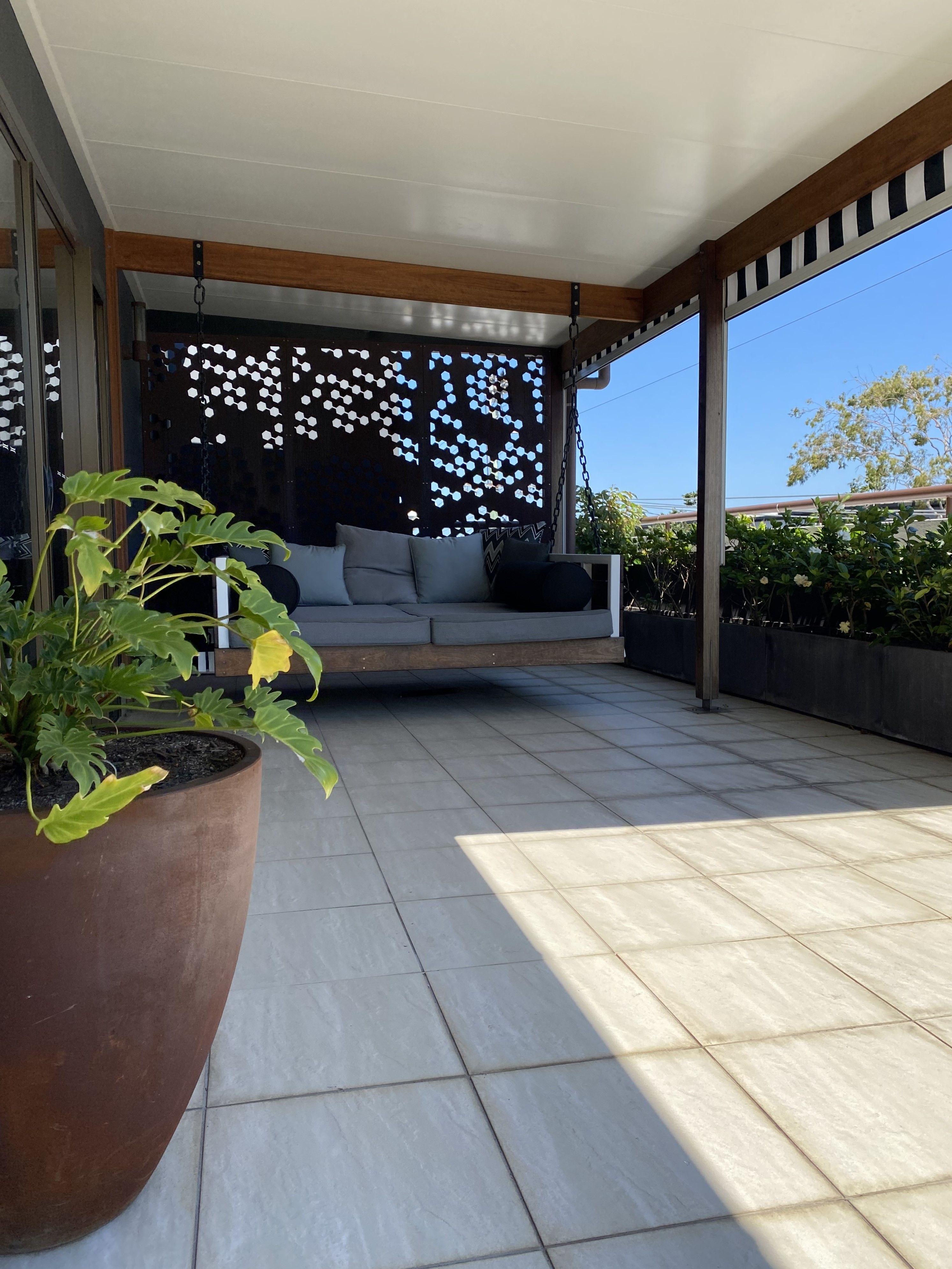 Glamourous rooftop penthouse