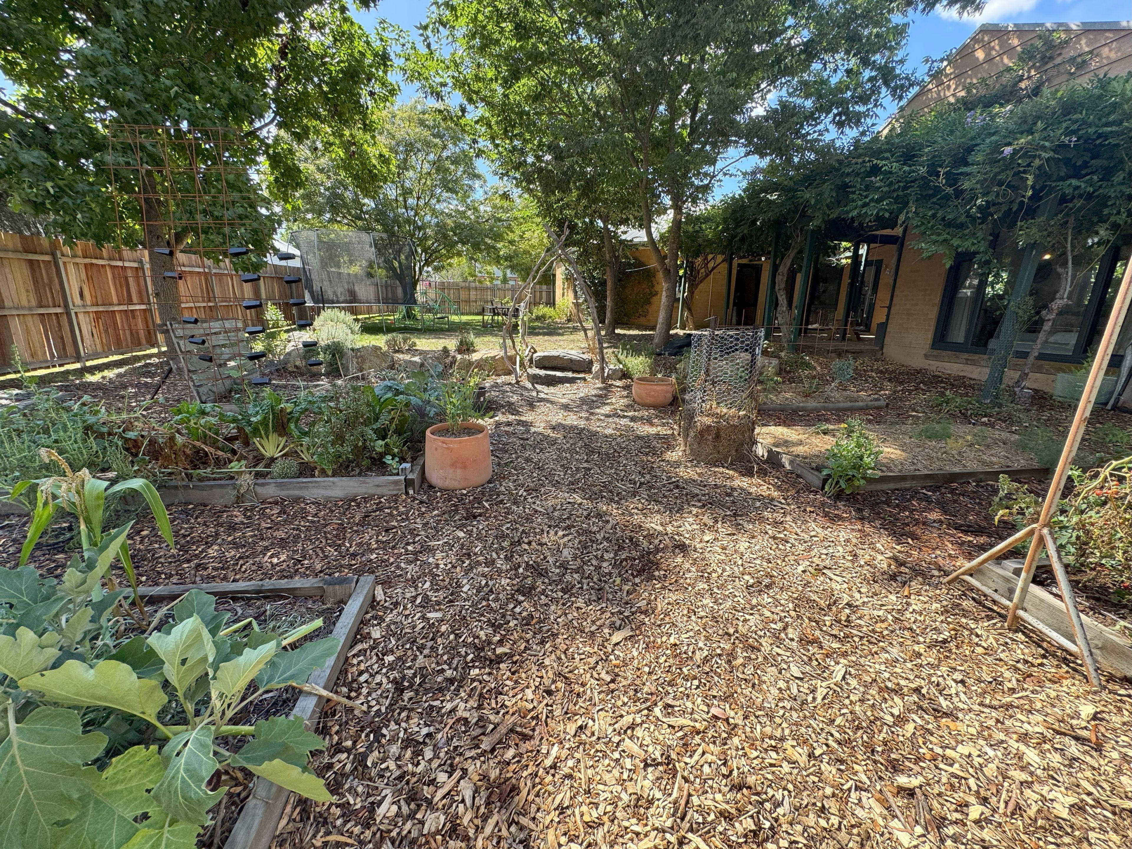 Beautiful Gundaroo Village Home