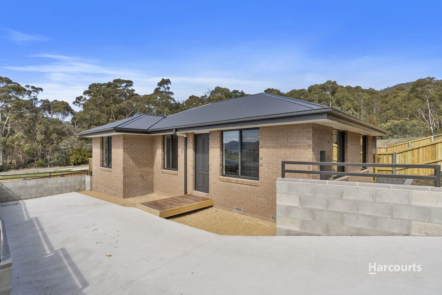 1 & 2/2 Matteo Circle, CLAREMONT, TAS 7011 - House for Rent - harcourts.net: TAS Claremont, TAS 7011 House | Prop-GPT the AI-Powered Property Portal