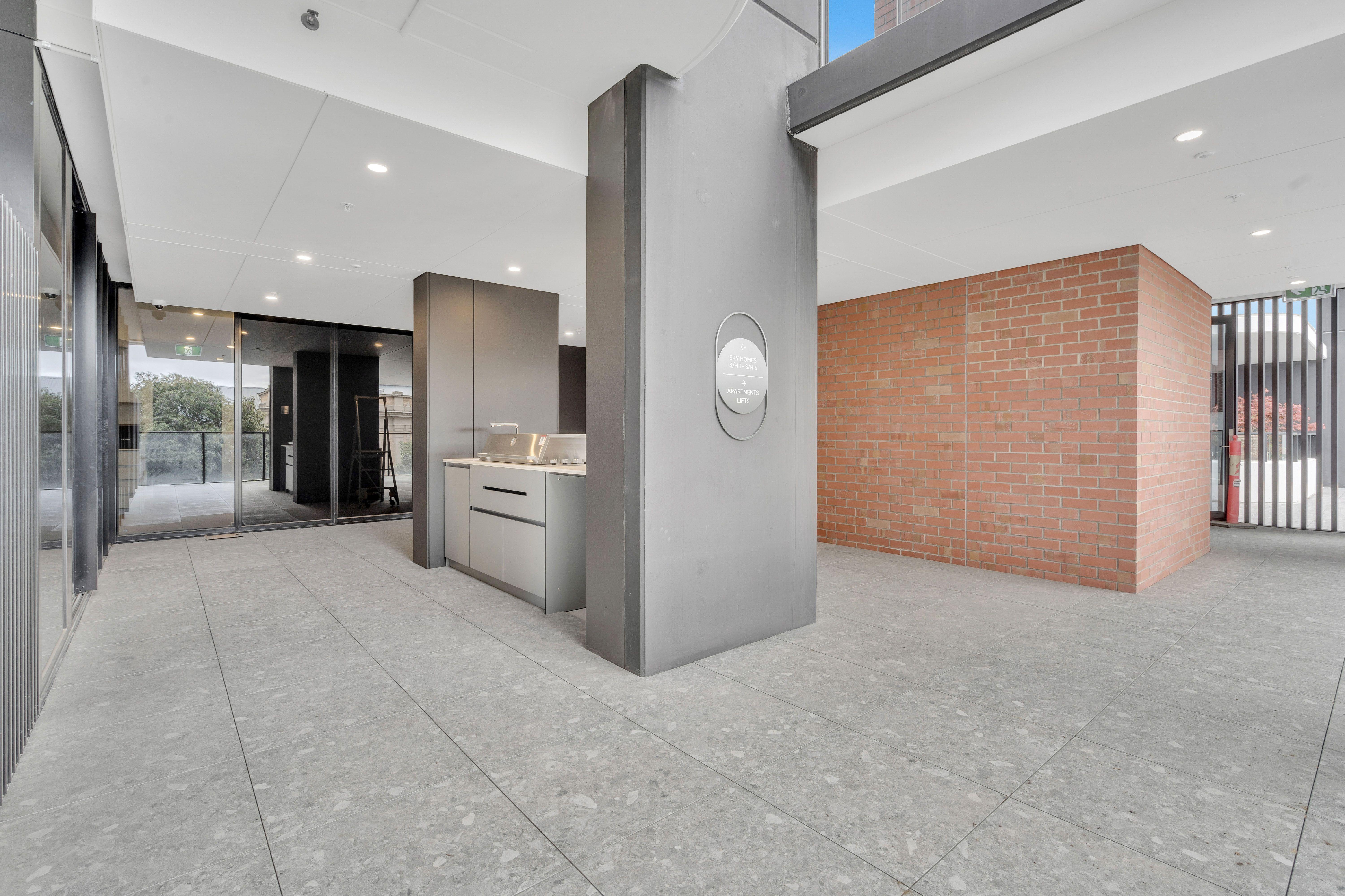 Prop-GPT: House: SA Norwood, SA 5067 Stylish 2-Bedroom, 2-Bathroom Residence with Stunning Hills Views