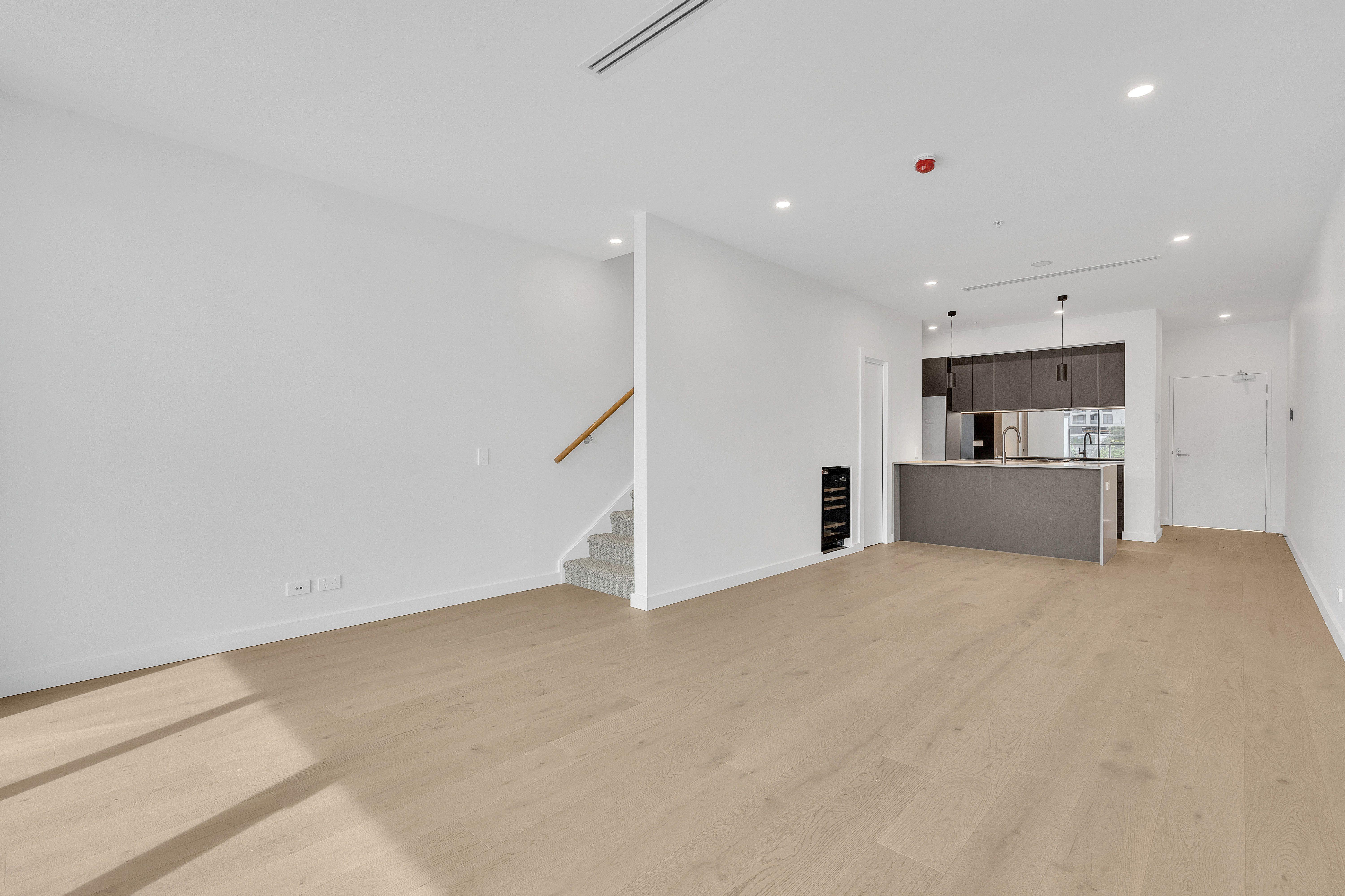 Stylish 2-Bedroom, 2-Bathroom Residence with Stunning Hills Views