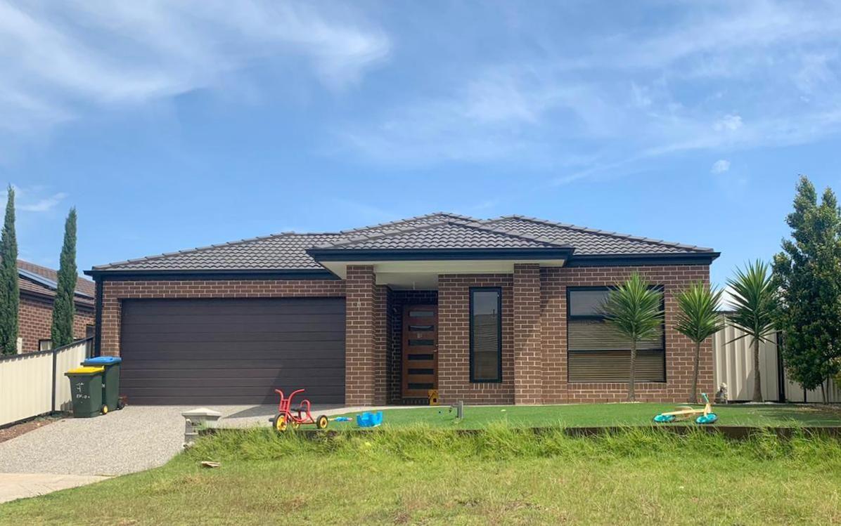 Prop-GPT: House: VIC Truganina, VIC 3029 Beauty & Comfort