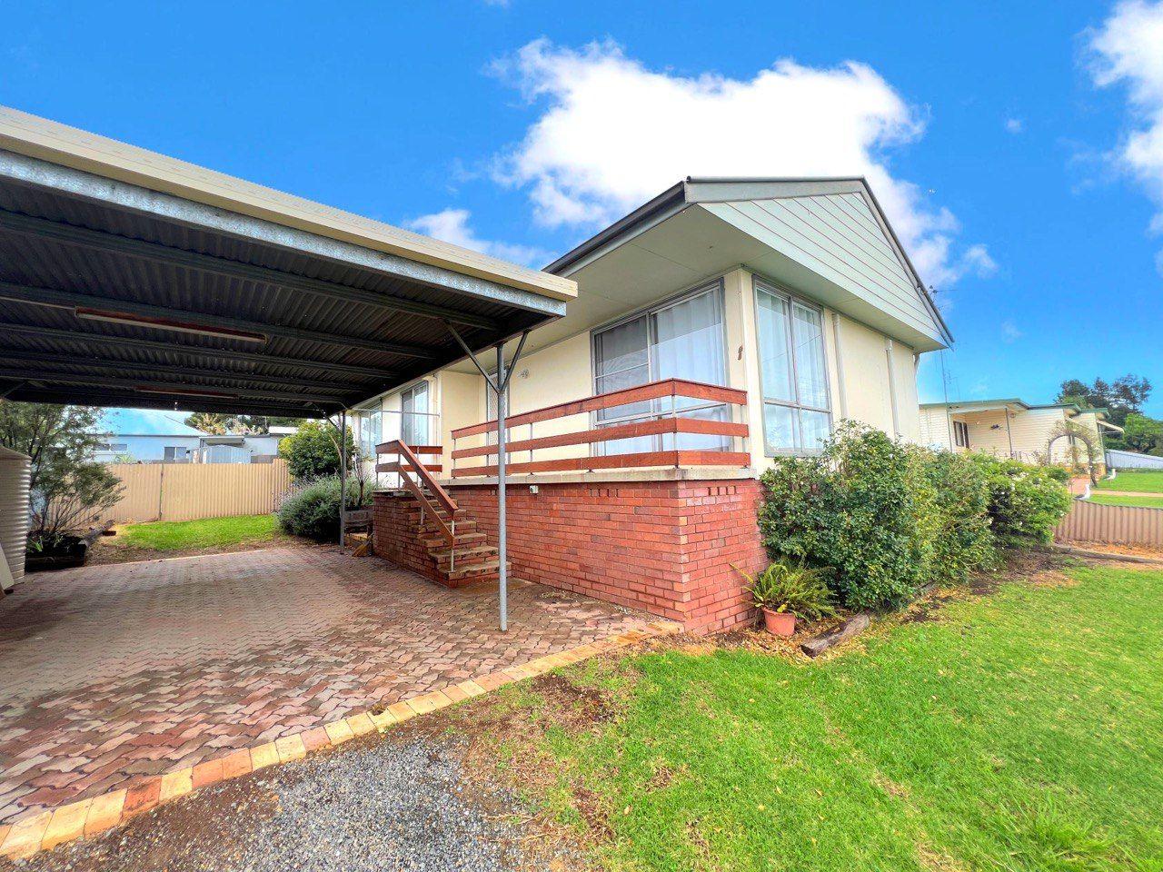 Prop-GPT: House: NSW Parkes, NSW 2870 Ray White Parkes - 02 6862 1900