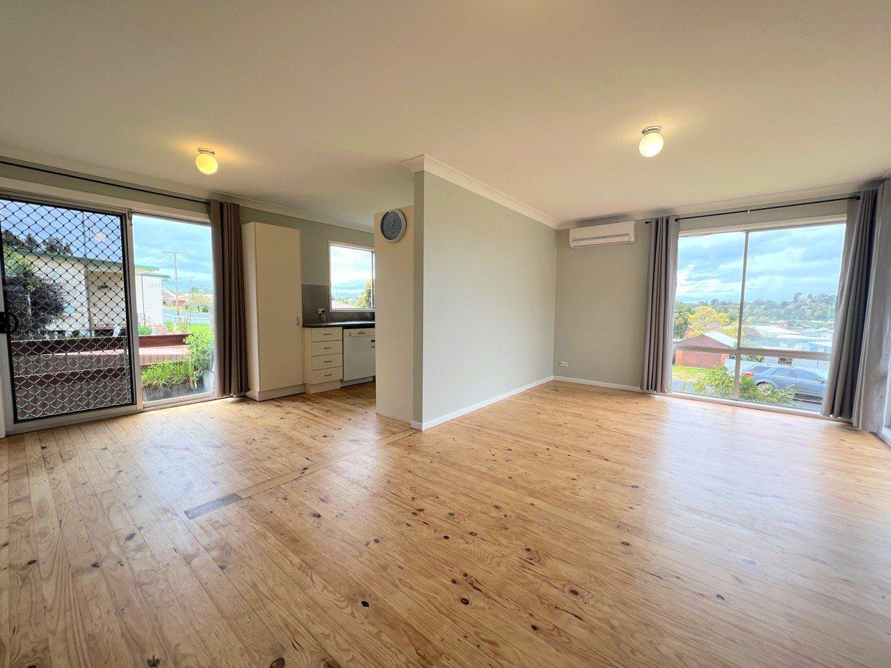 Ray White Parkes - 02 6862 1900