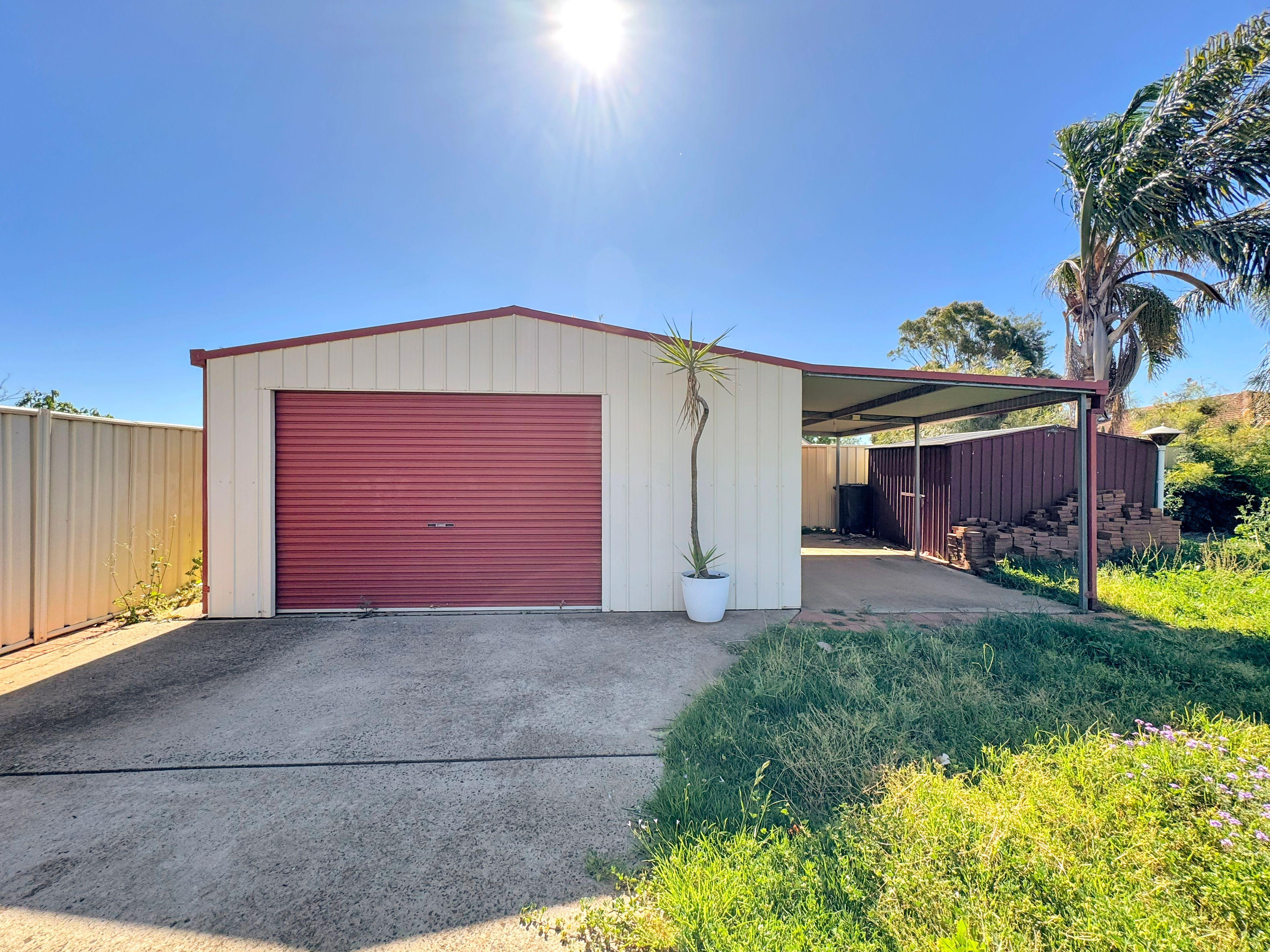 Inviting 3-Bedroom Family Home with Rumpus Room and Outdoor Space