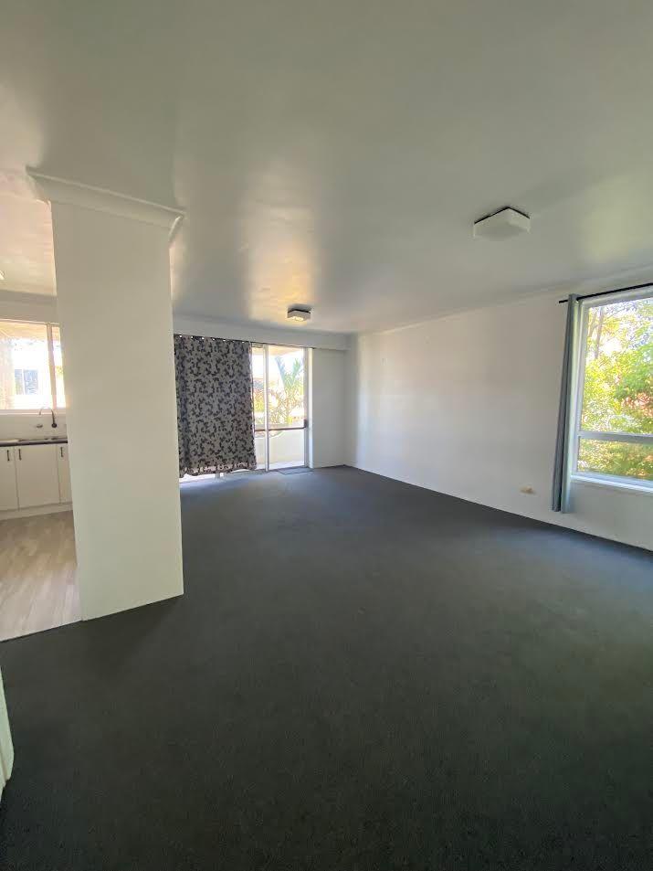 Coastal Living at Its Best - Walk to Beach & Town!