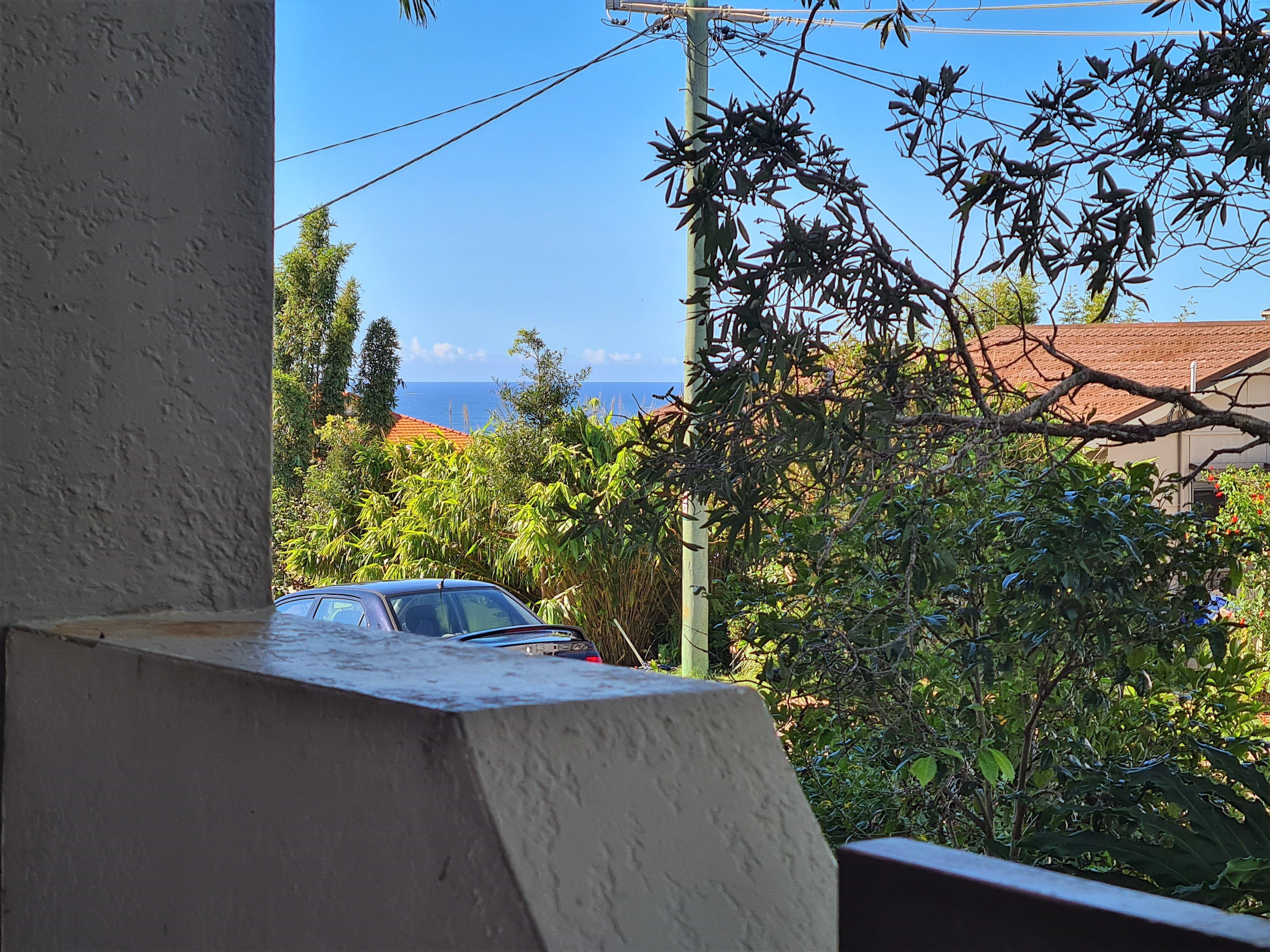 Coastal Living at Its Best - Walk to Beach & Town!