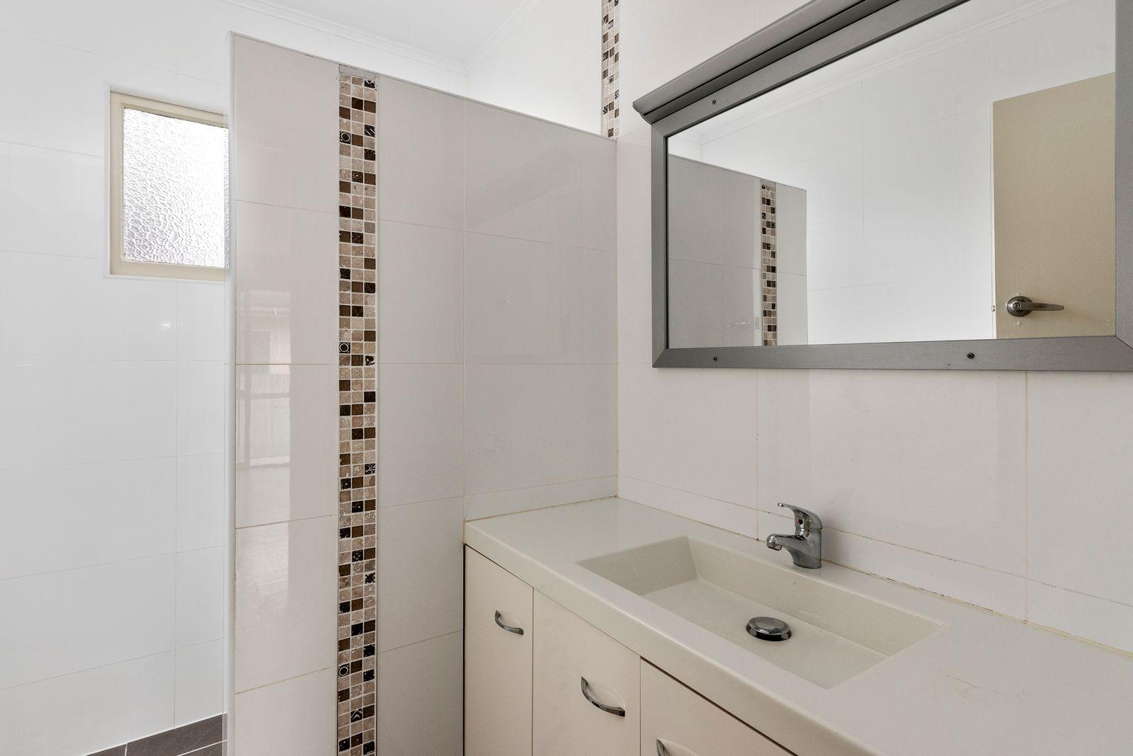 Tidy Duplex in Great Location