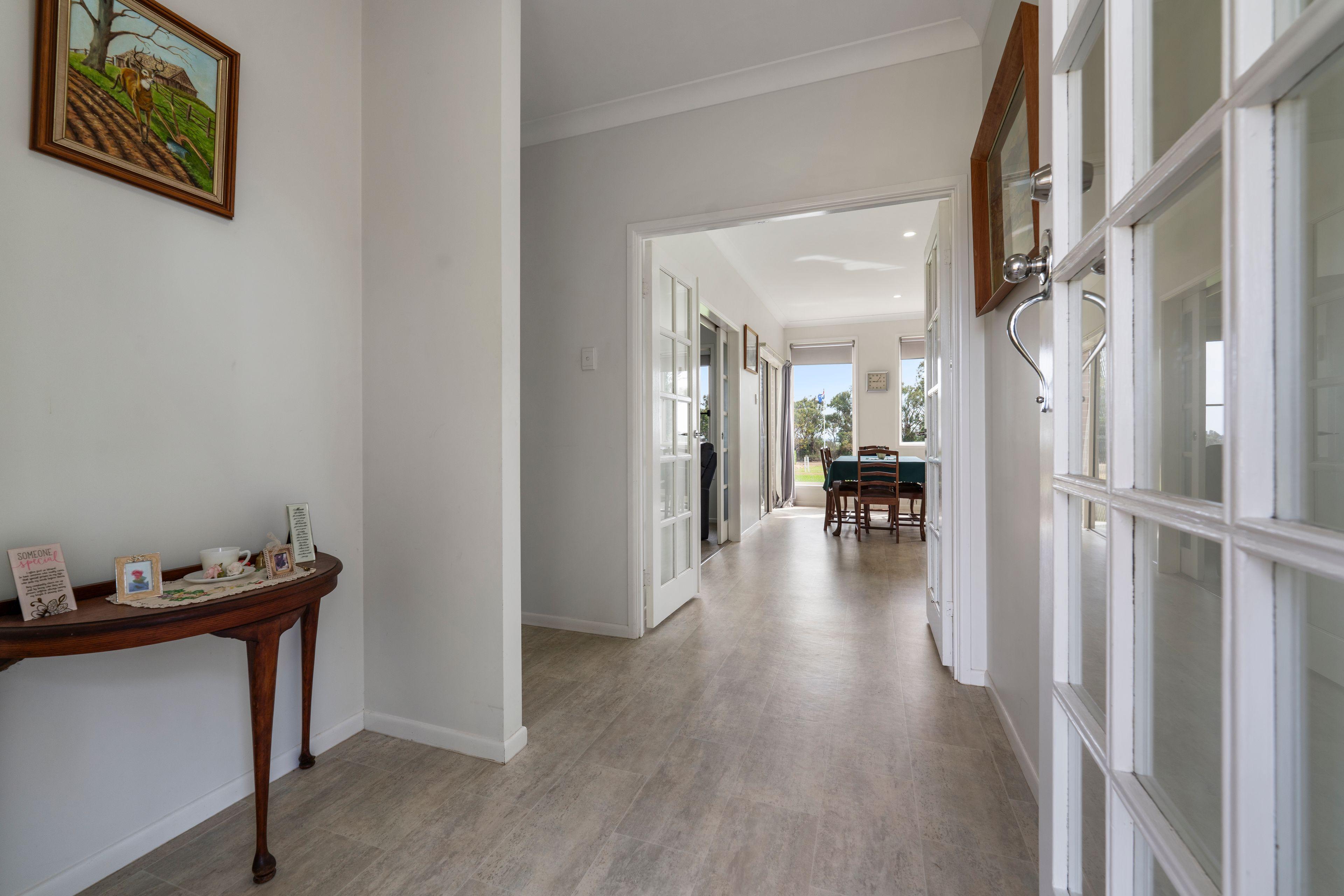 Elevated Rural Lifestyle, Spectacular Downs Views